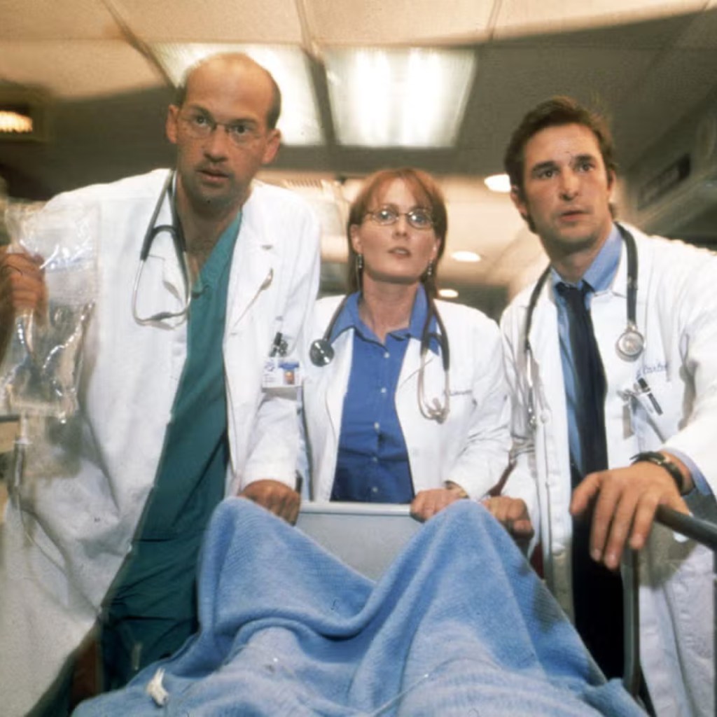 DD5 - 25 Things You Never Knew About ER ‼️ Laura Innes and Noah Wyle ...