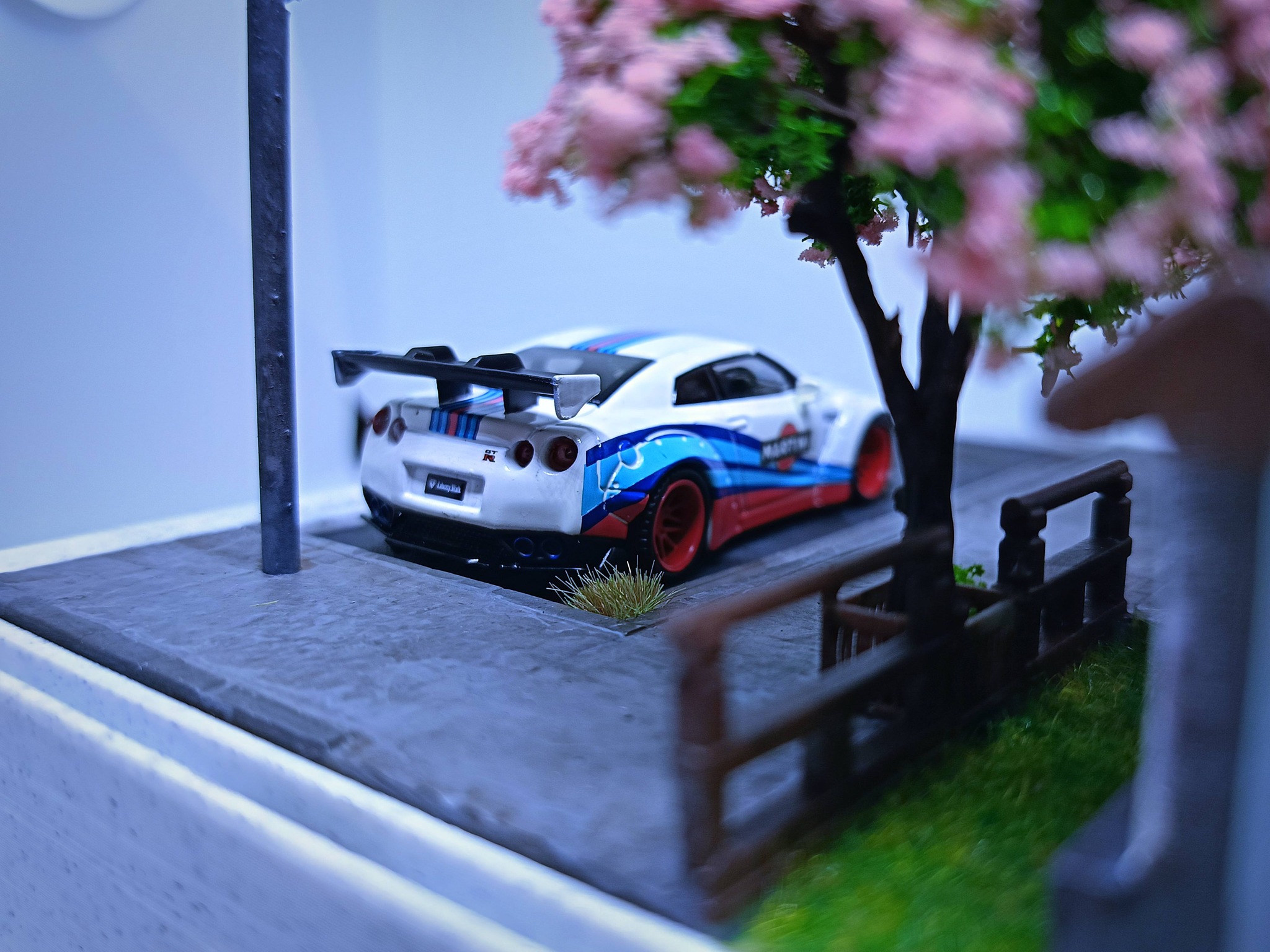 MiNiGT 133 LBWORKS Nissan GTR マルティーニ おもちゃ