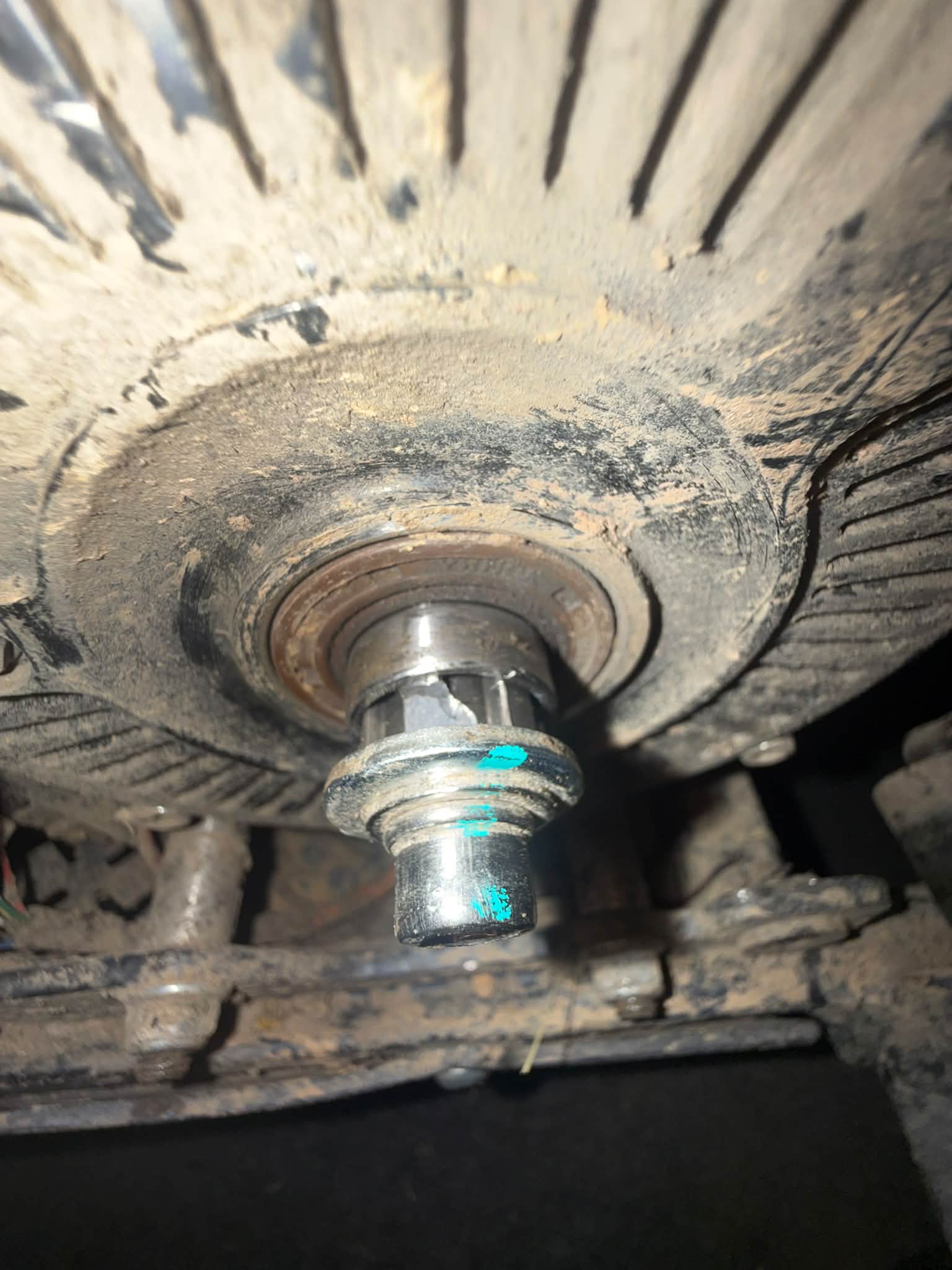 Sotion FW22 sprocket shaft replacement options after chain damage