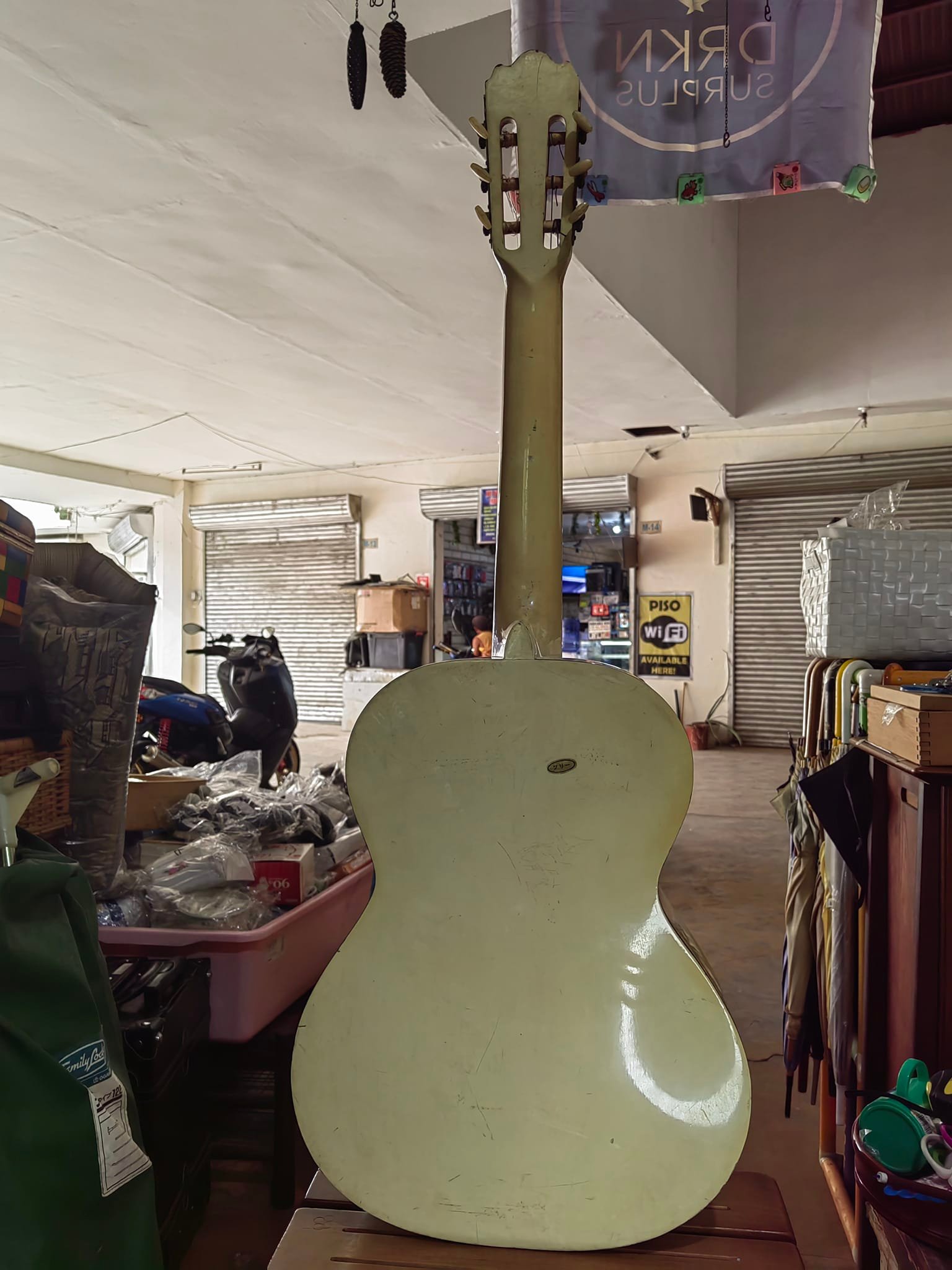 Hand Made Guitar Brand: NIGHT #90 OTSUKA MUSICAL INSTRUMENT MFG