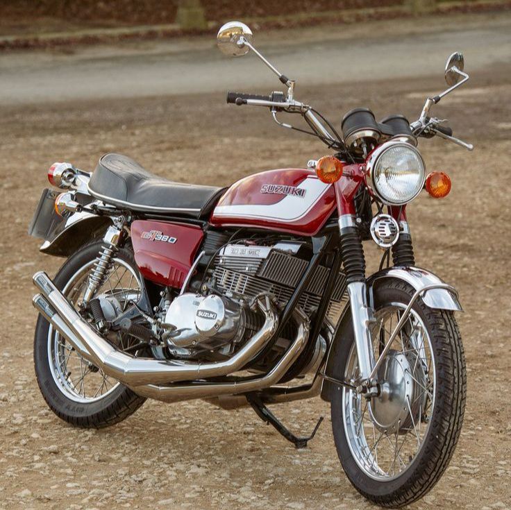 🇯🇵 1974 Suzuki GT380 vs. GT550 ### Two Legendary Triples from