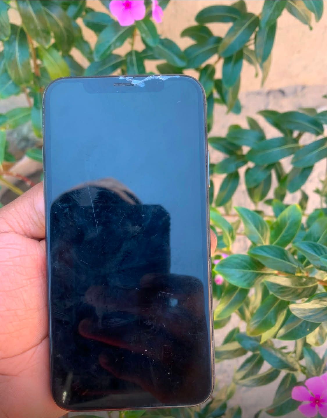 Iphone x available for sale 🎯 Clean and fresh gadget ✓ 128gb P2