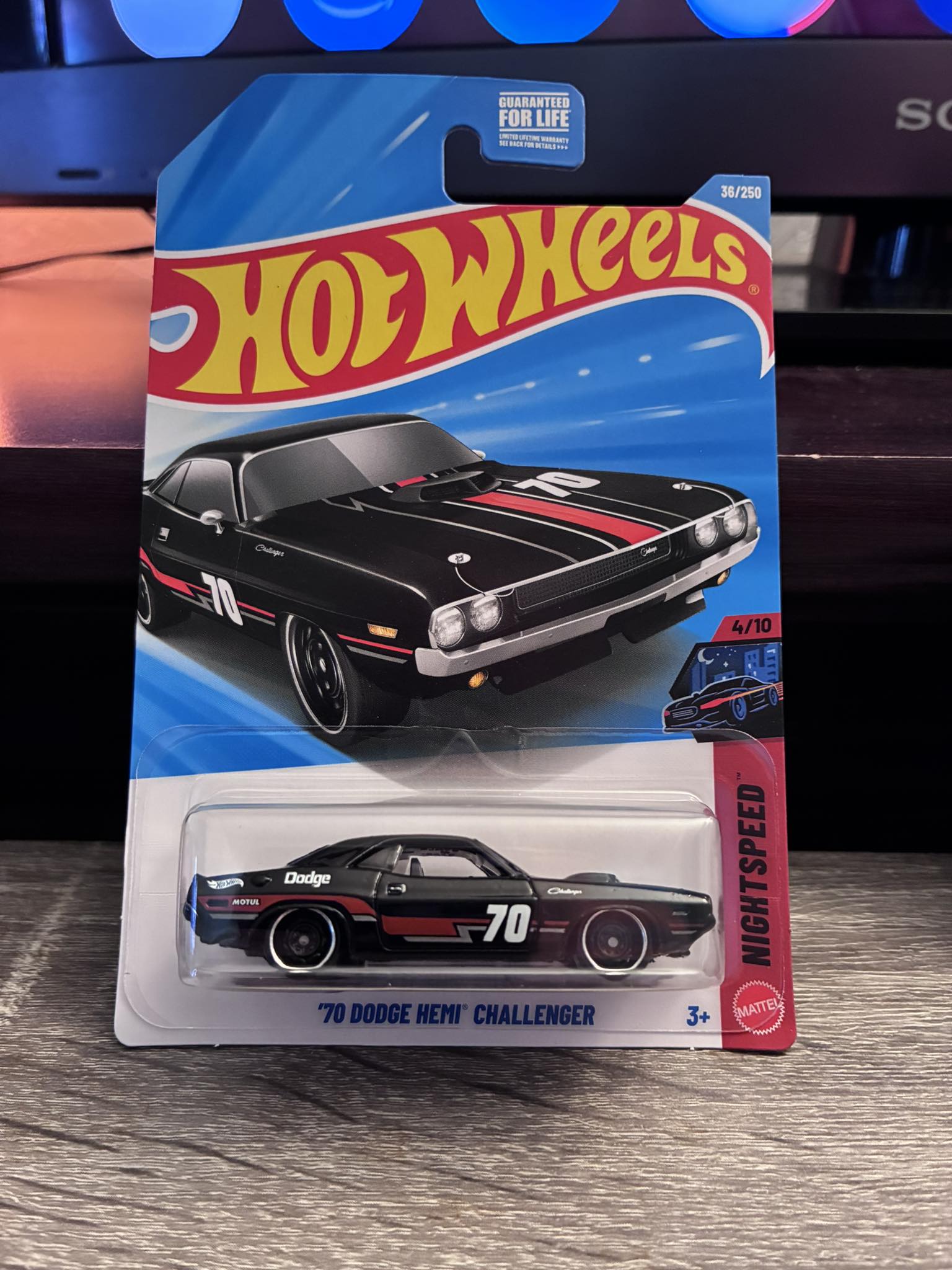 1970 Dodge Challenger R/T Hemi chase variant from M2 Machines