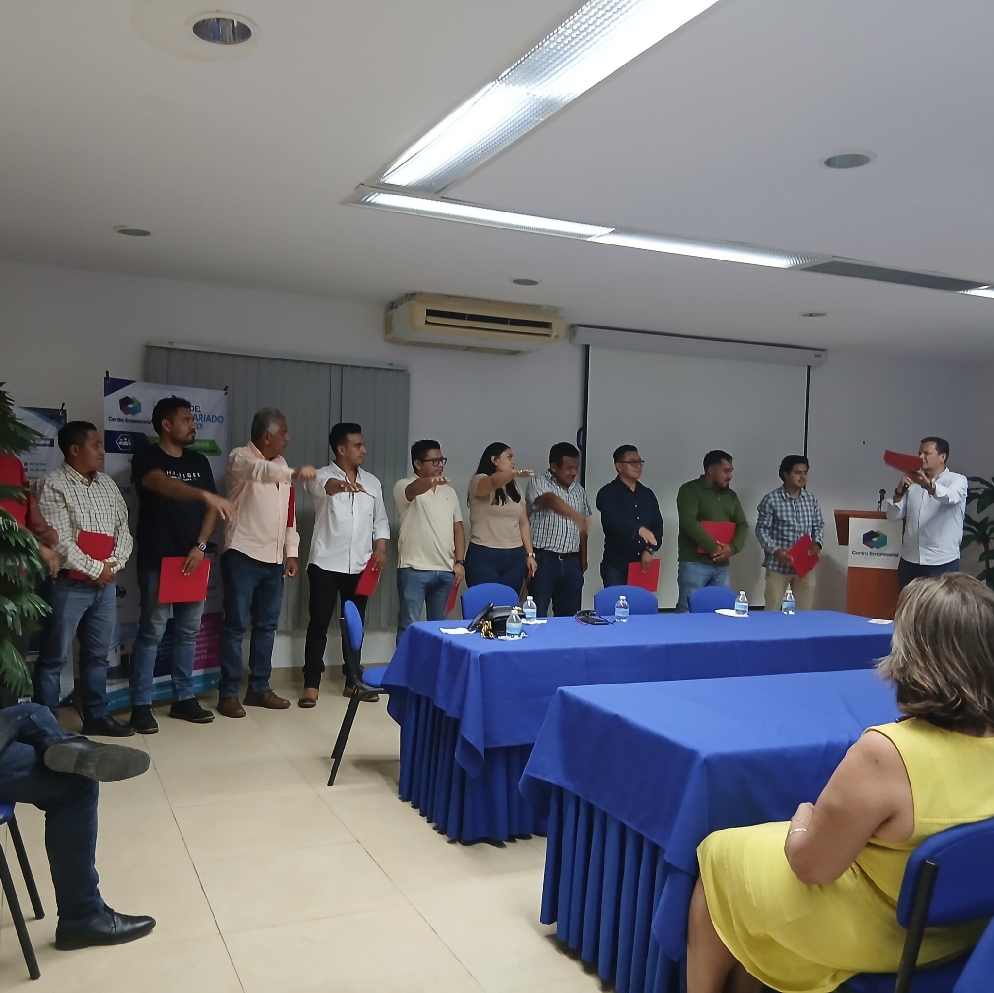 🎉 ¡ENHORABUENA, MTRO. ALIXANDER MORALES TORREZ! El Colegio ...