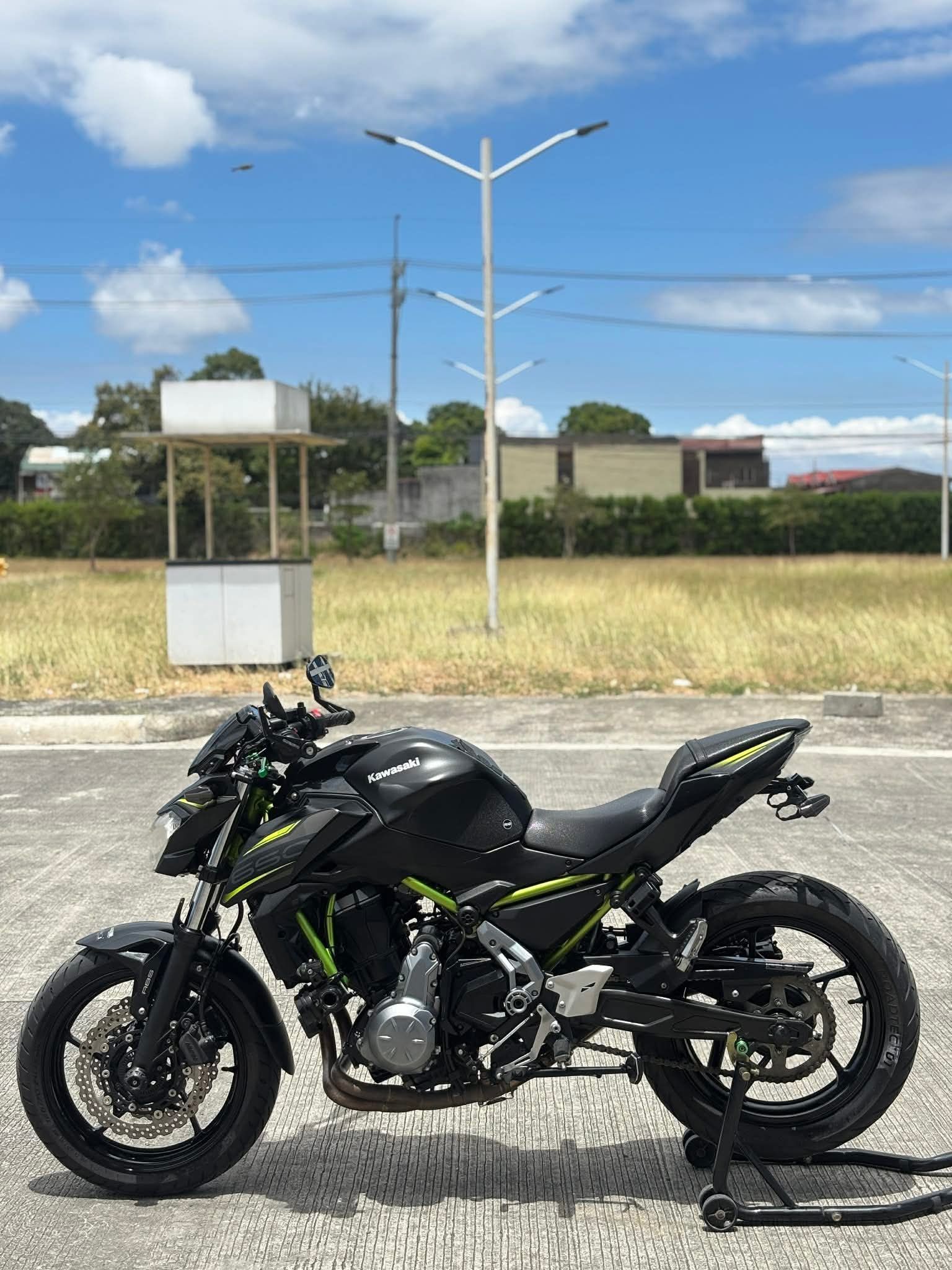 Kawasaki Z650 for sale with upgrades