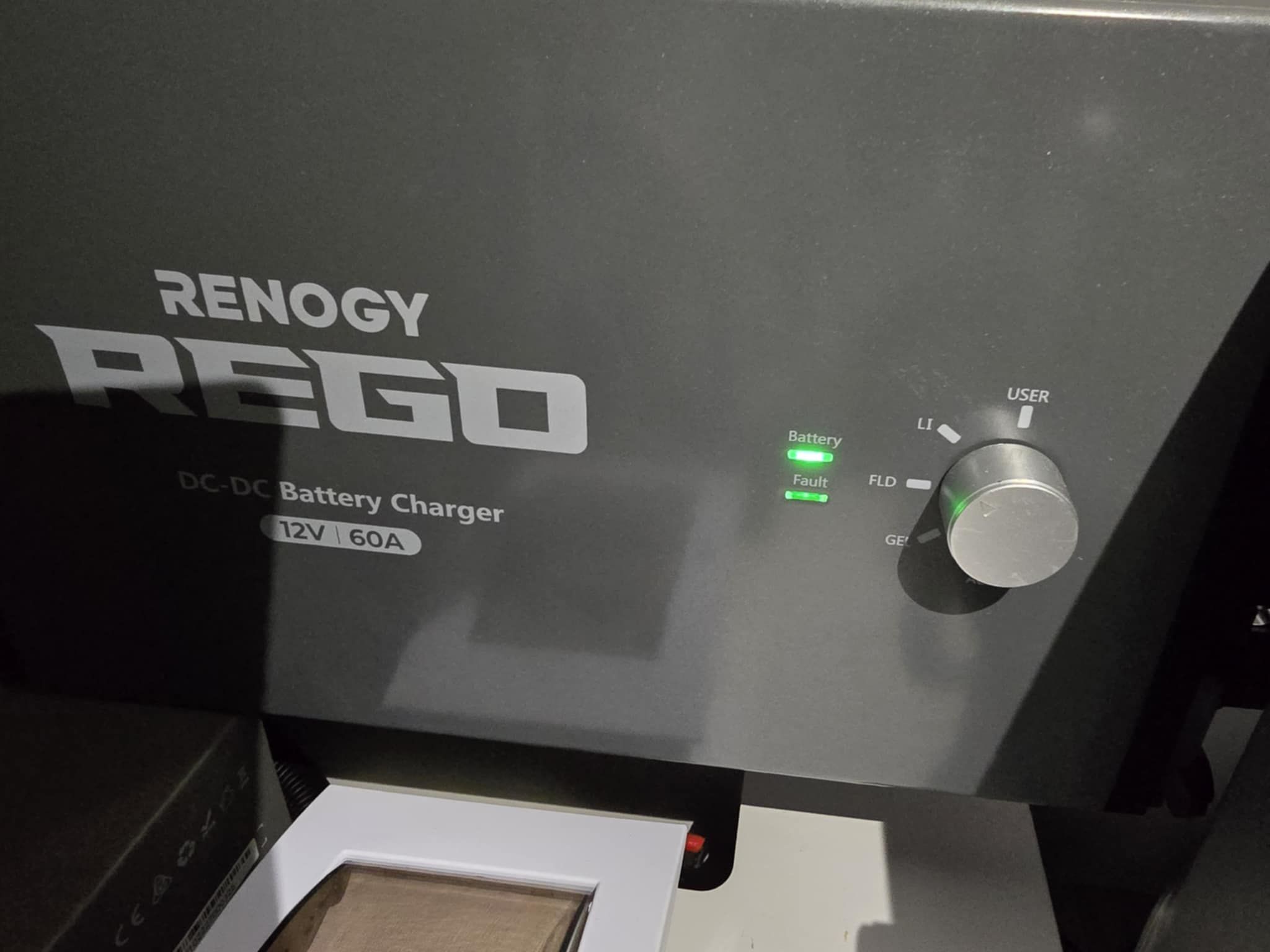 Renogy 60a dc-dc charger not charging issue?