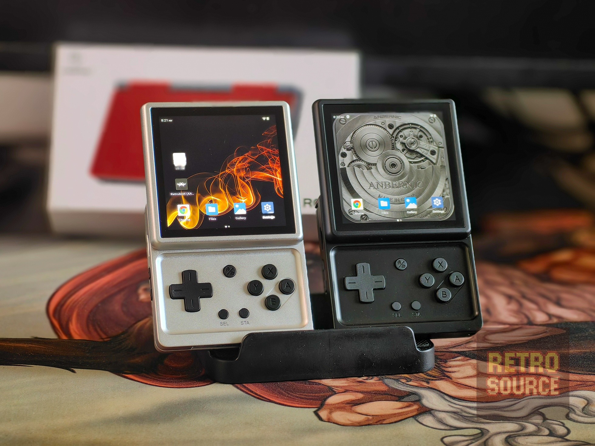 Comparing RG Rotate Aurora Silver and Polar Black handheld devices