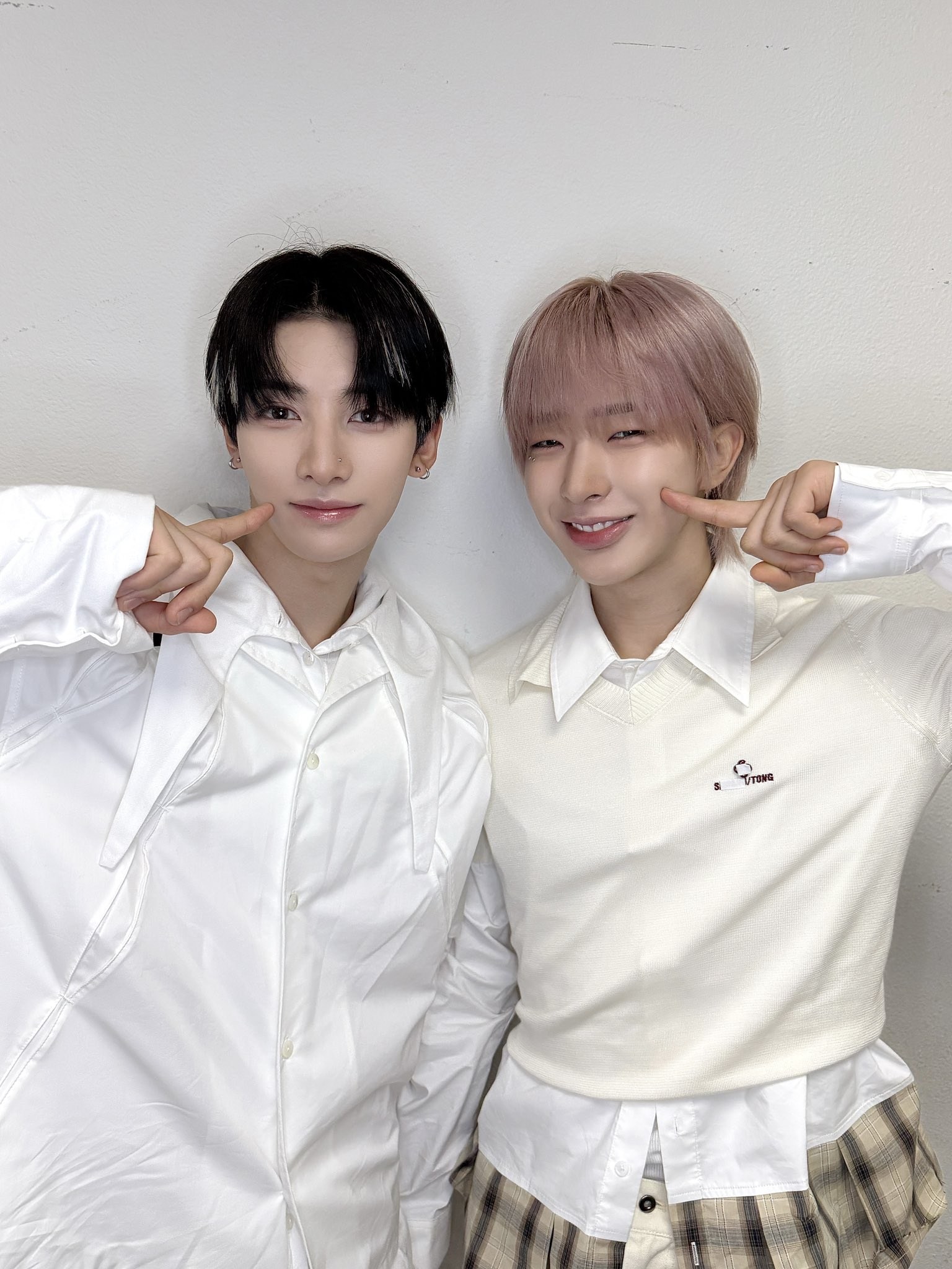 Tomiyasu - [ #뮤직뱅크 ] ⊹ ࣪ ˖ 🐚 🄽🄴🅇🅉 🦢 ˖ ࣪ ⊹ #NEXZ #YU