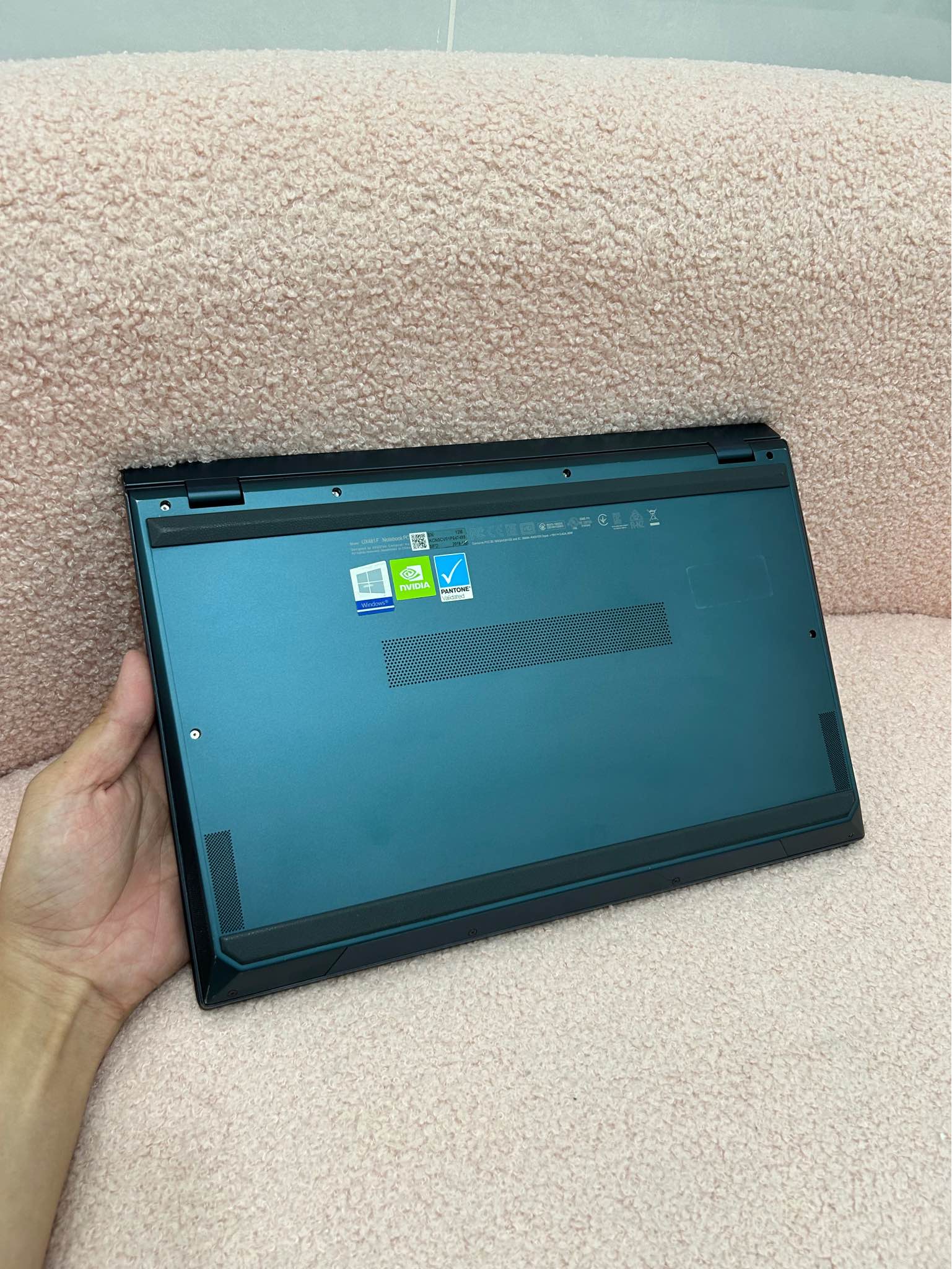 Asus Zenbook UX481F Notebook PC 2 màn hình Ram 16GB SSD 1TB 