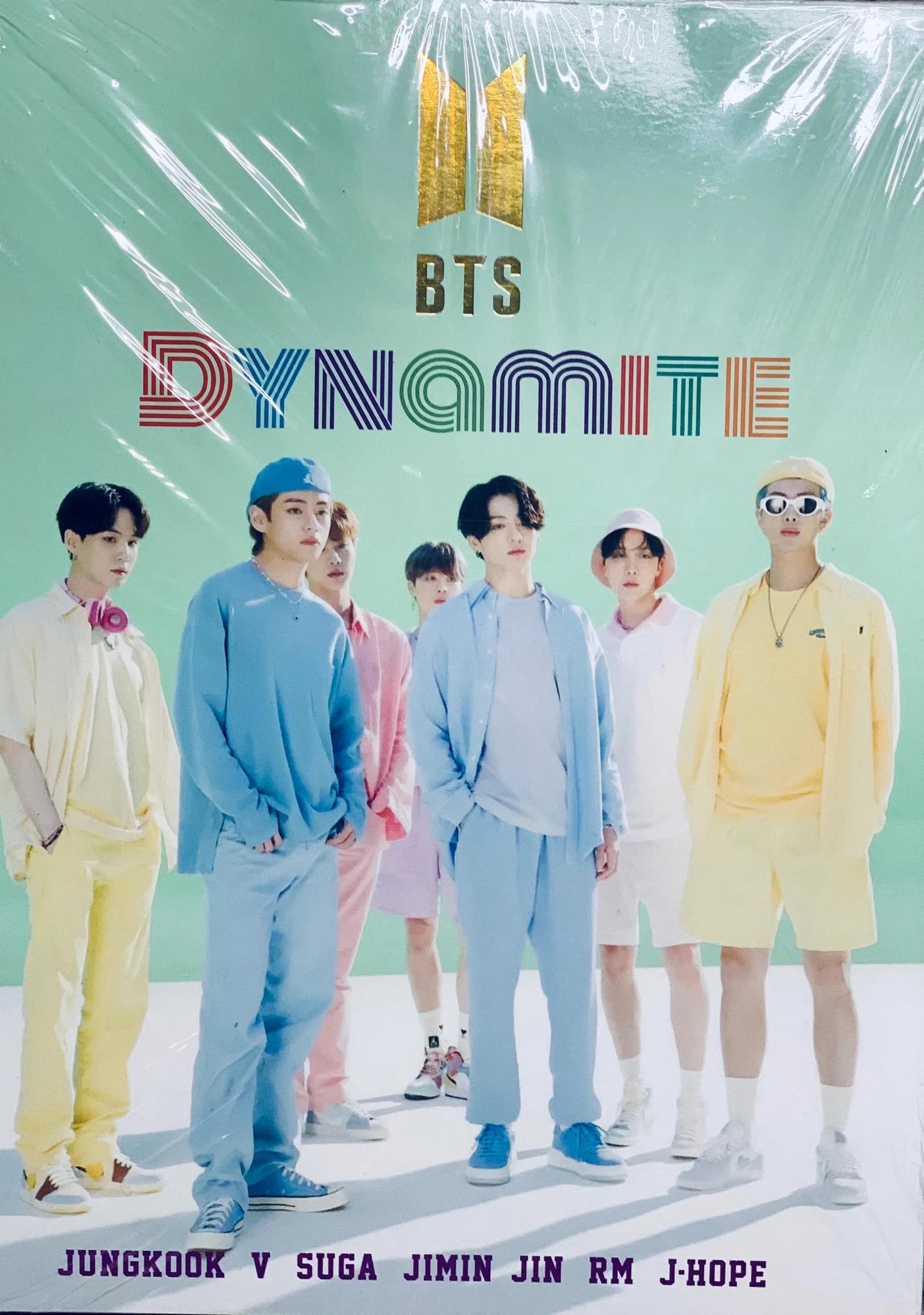 BTS_twt's “Dynamite” breaks the record for the first song by Asian