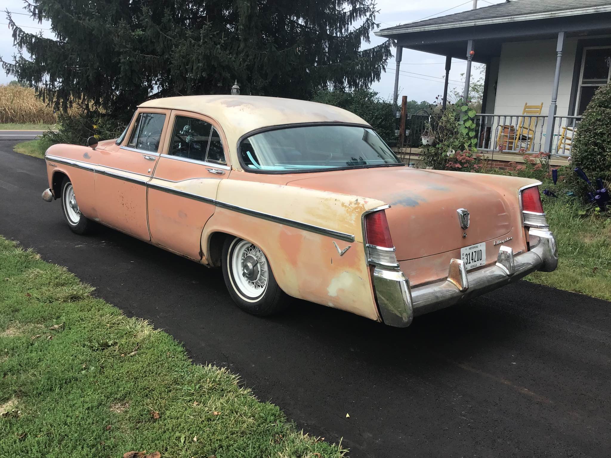1956 Chrysler Windser · Crome