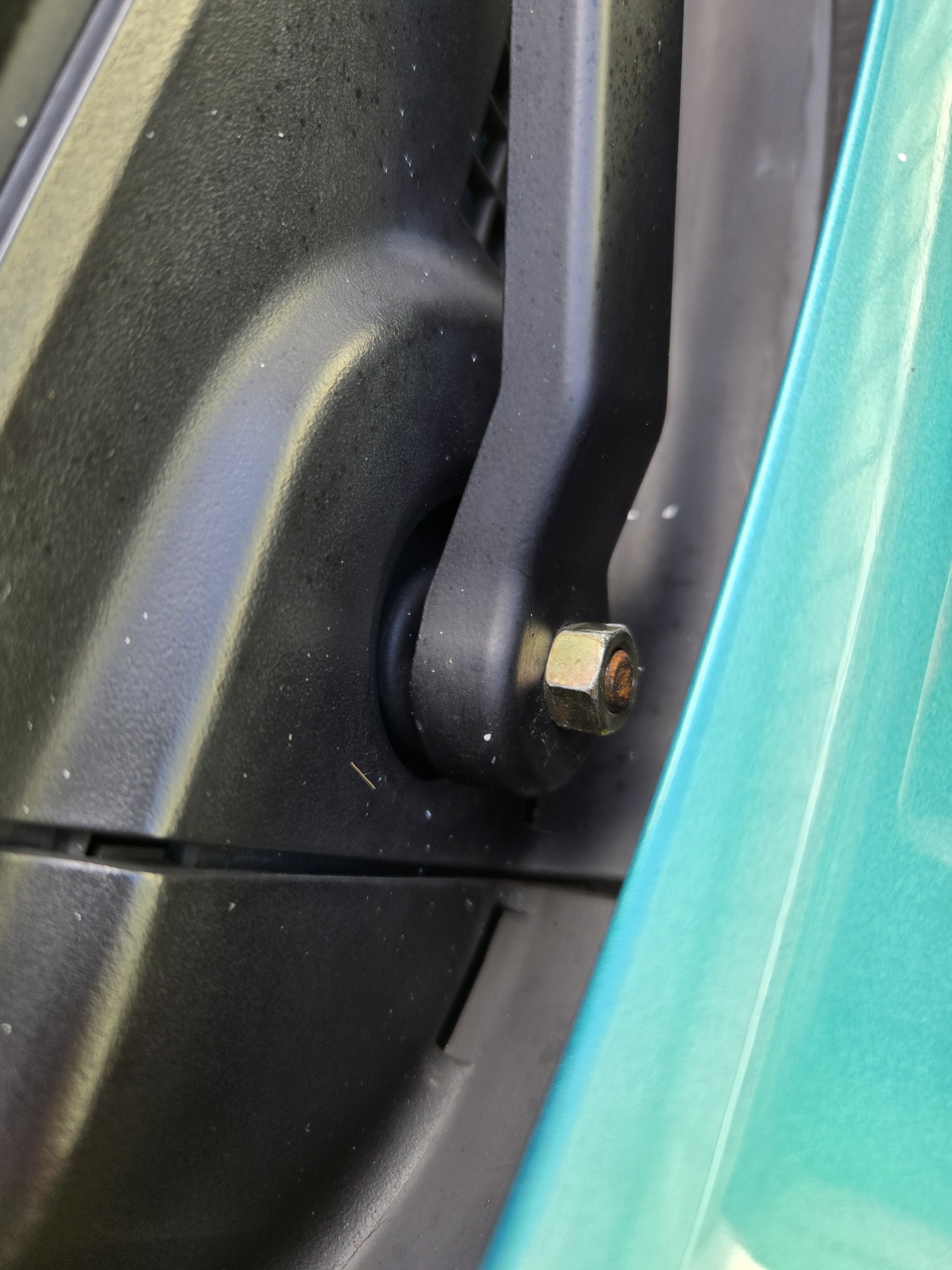 Rear Wiper Arm Nut Cover For Vauxhall/Opel Corsa, Vectra, Zafira - Part #1273848