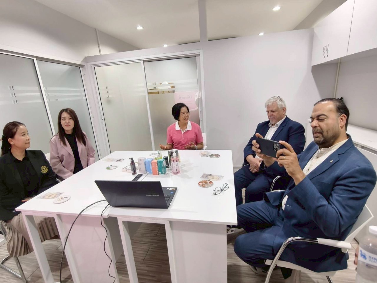 DermX Center ศูนย์ทดสอบผลิตภัณฑ์สุขภาพ และความงามครบวงจร | Chiang Mai