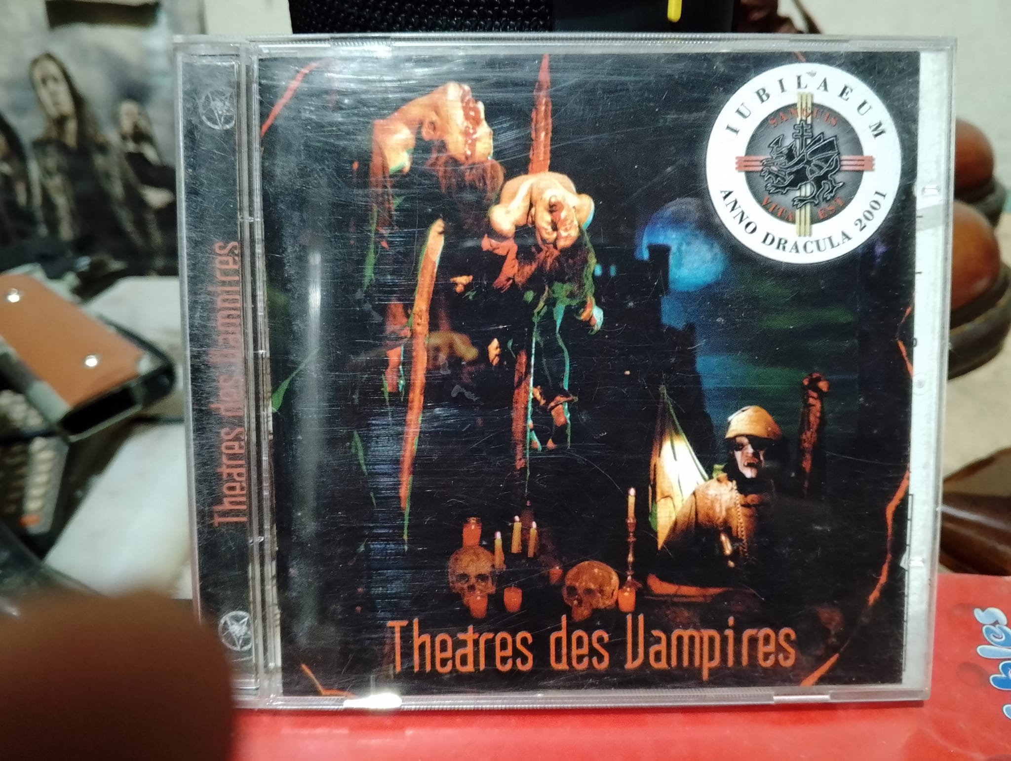 ミュージシャン VAMPIRE'S LOVE Designed by HYDE Vamps' song Vampire's Love released 6 years ago