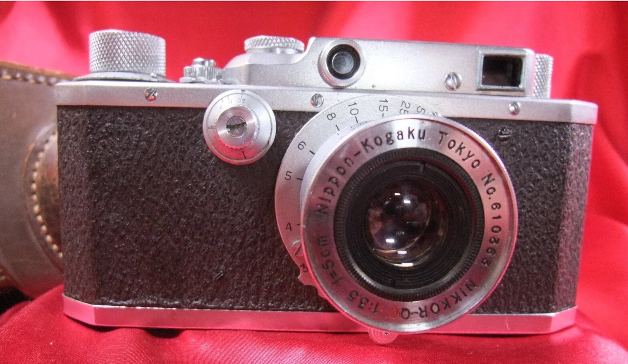 Canon Autoboy S II camera features