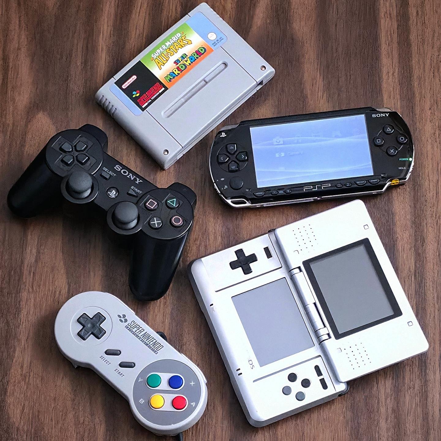 Sony PSP or Nintendo DS? And why?