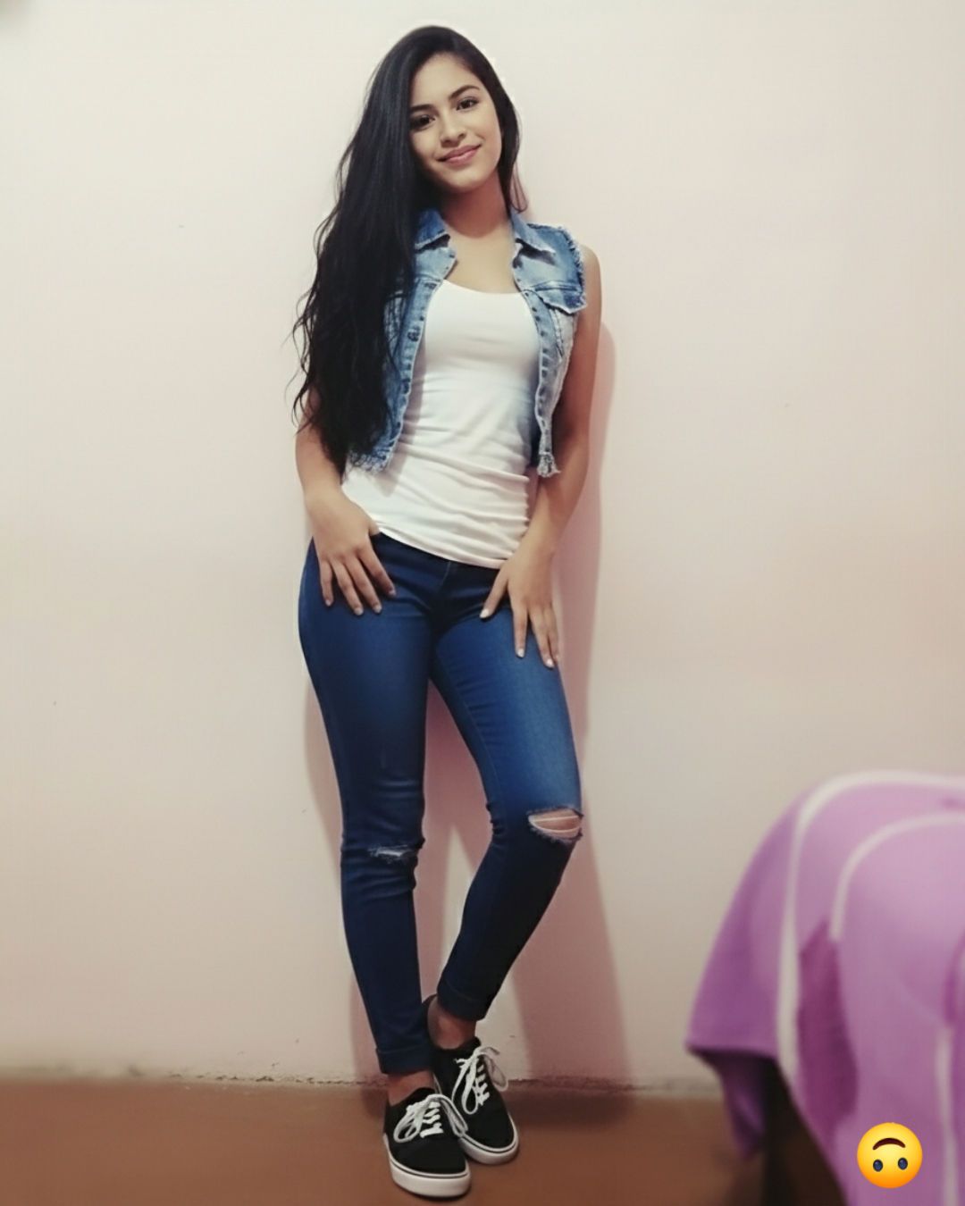 Yaneli - Que esta noche te abrace la paz… y si no, aquí estoy yo 🤍🌙🤣 ...