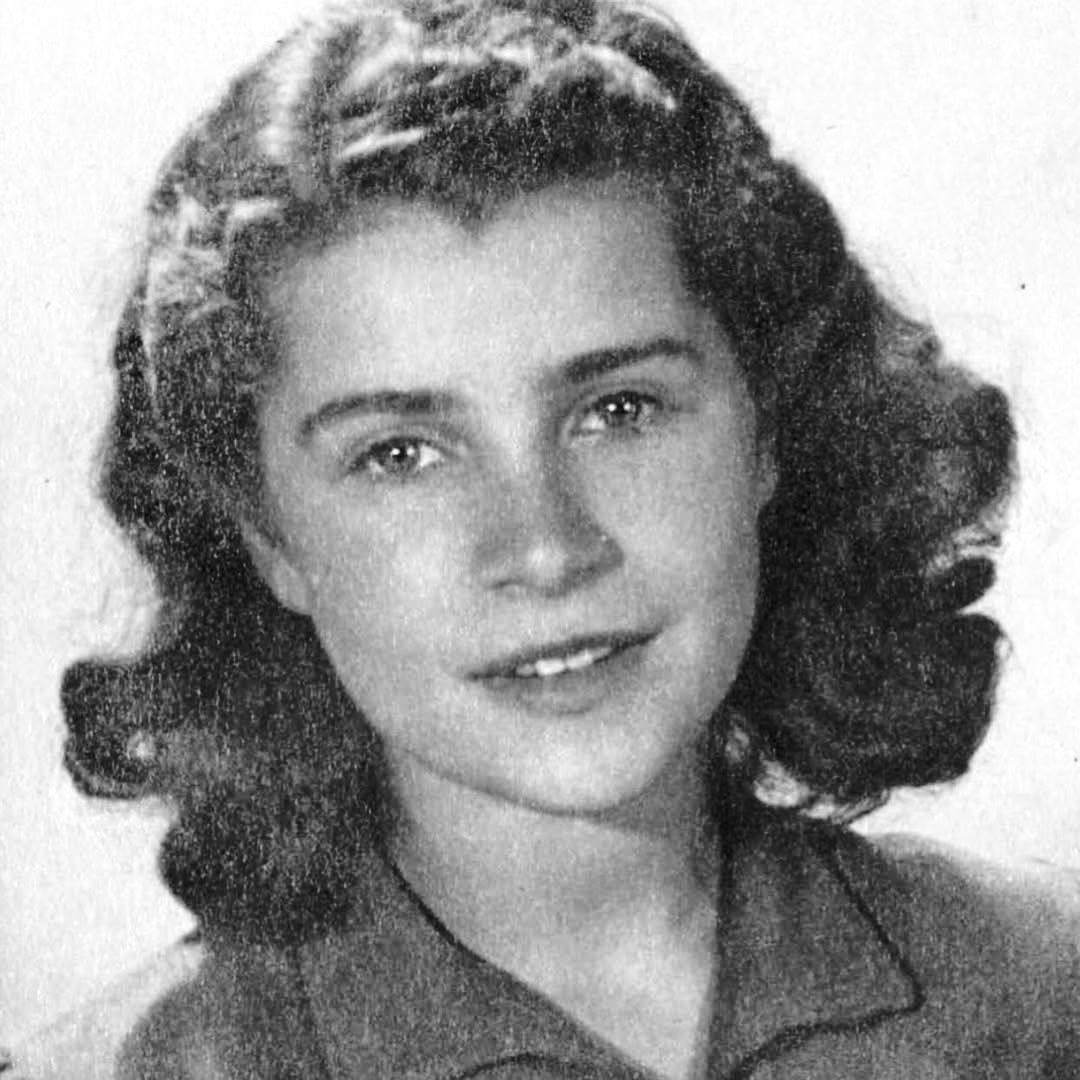 Barbara Ledermann was born in... - Sunlit Chapters of History | Facebook