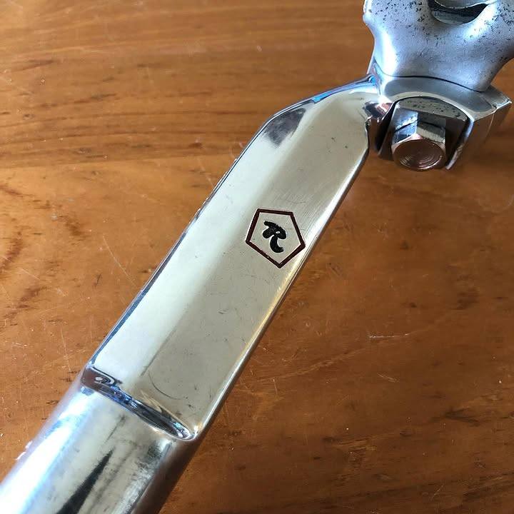 Vintage Rossin seatpost with Campagnolo