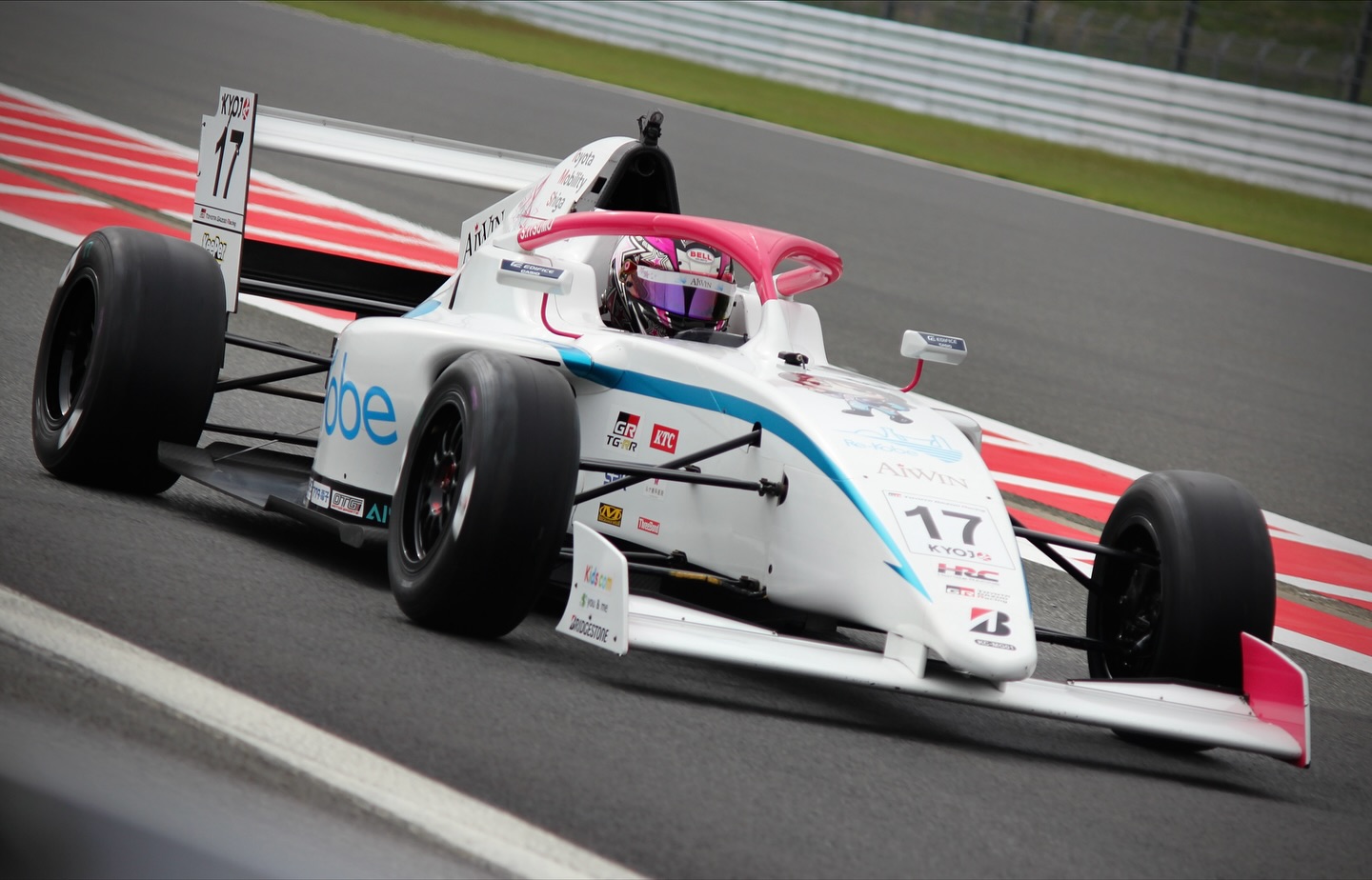 racing-driver.jp added a new photo — at... - racing-driver.jp