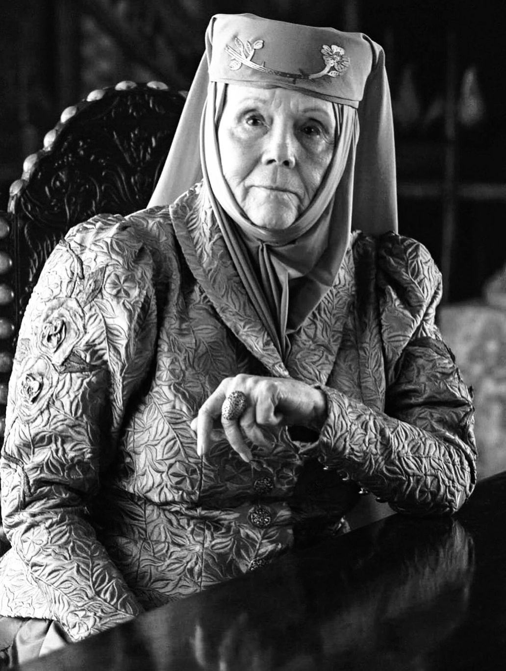 Lost - Dame Diana Rigg began her remarkable career on the stages of ...