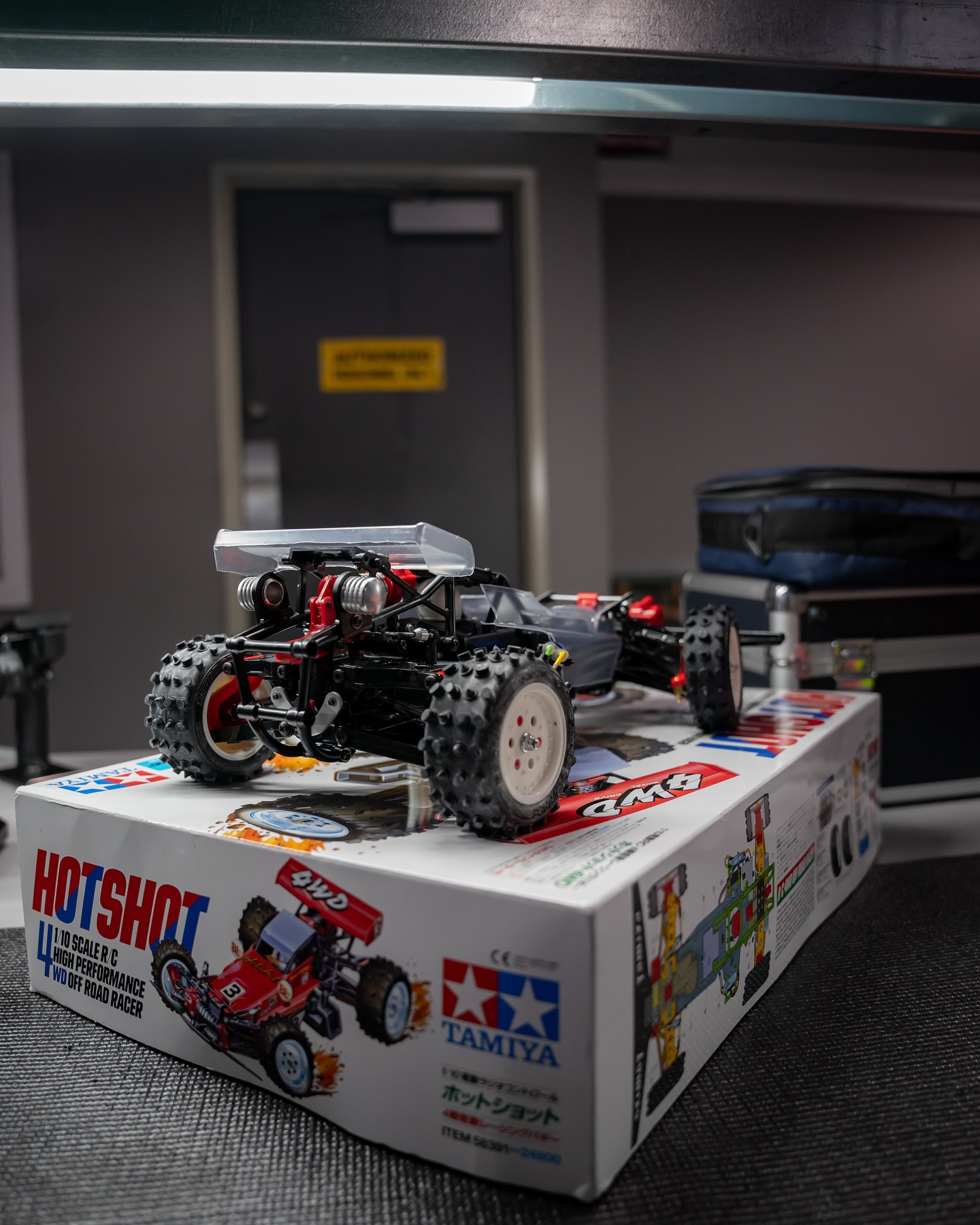 Kick up some dust with the Kyosho 1/10 Sandmaster 2.0 2WD Buggy