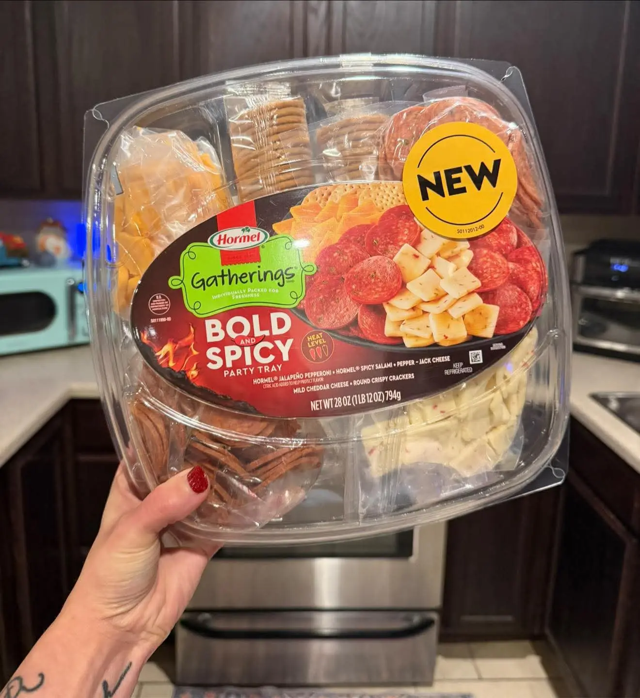 NEW snack cups at Walmart! 👀🧀 Marketside has Hard Salami with