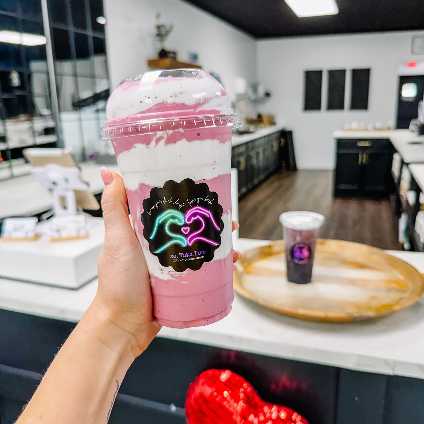 With lots of new friends around here💘, we wanted to take a moment