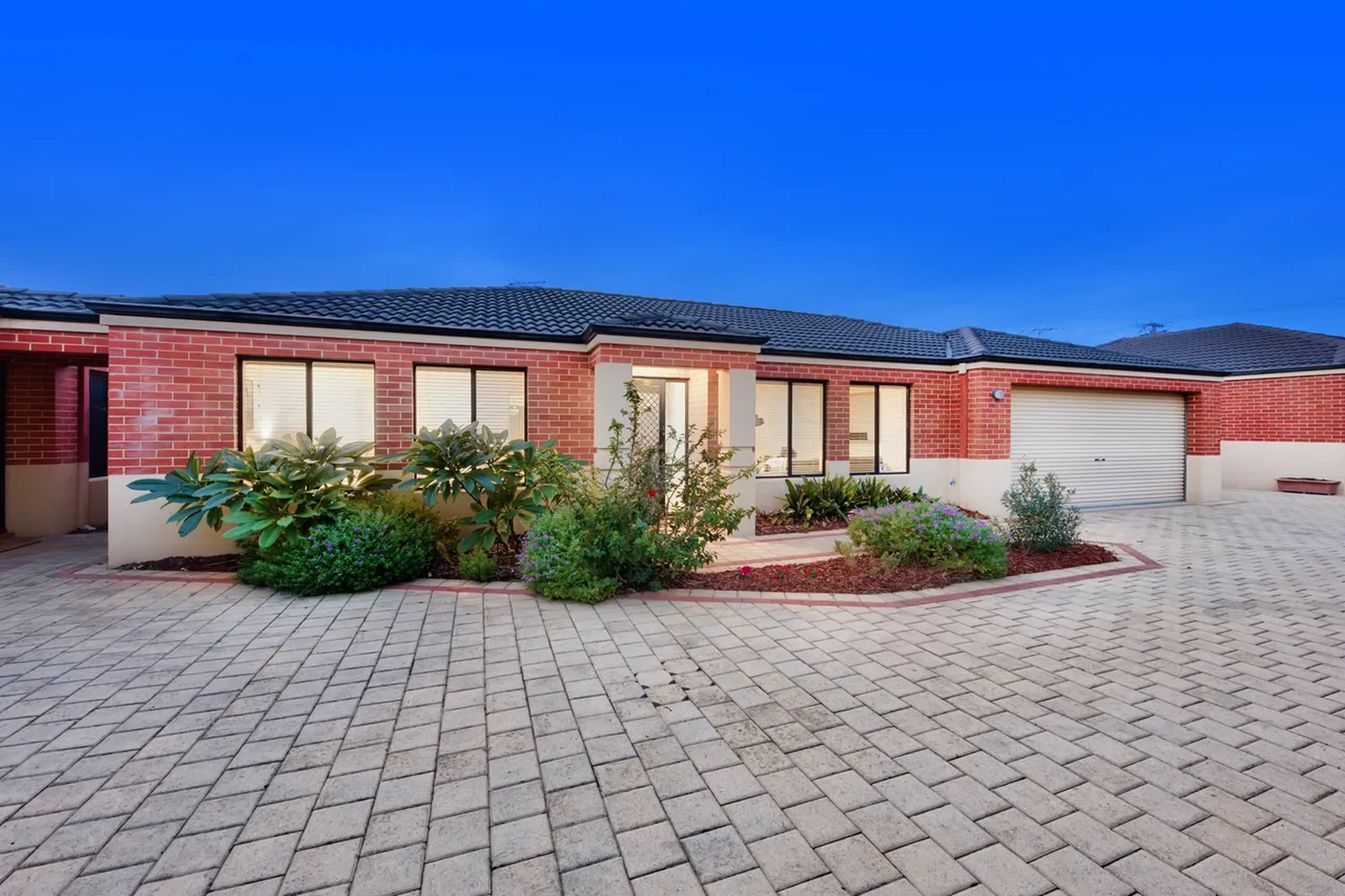 🏠 𝐓𝐡𝐢𝐬 𝐎𝐧𝐞 𝐓𝐢𝐜𝐤𝐬 𝐀𝐥𝐥 𝐓𝐡𝐞 𝐁𝐨𝐱𝐞𝐬!🏠... - Angus Holloway Property | Facebook