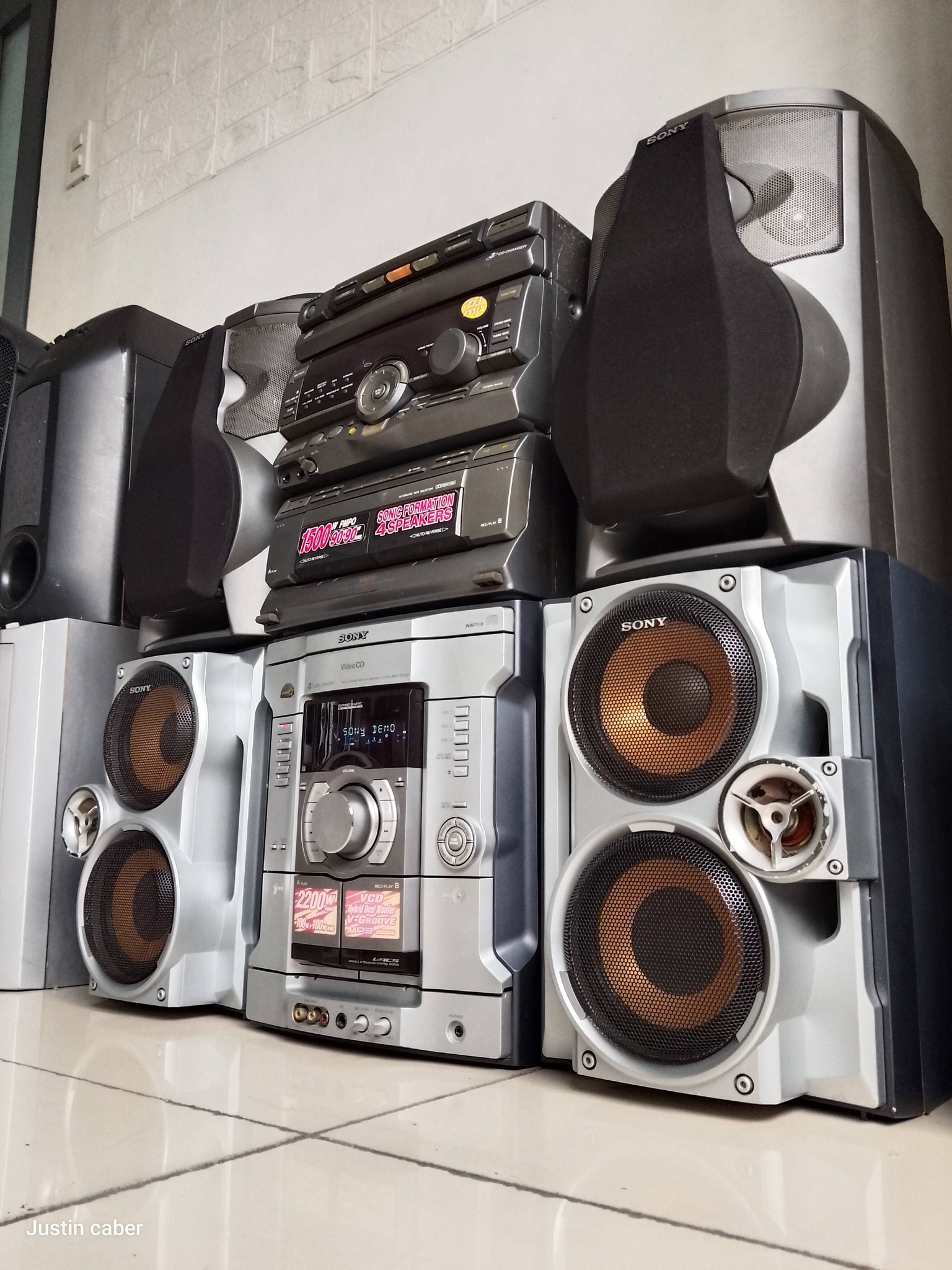 Sony GR8 & RV20 SONY BORCY - POP JAZZ 1500 15009090 PMPO 90-90 ο o