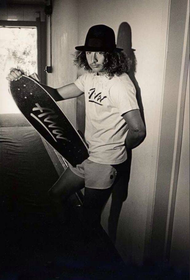 パーカー TONY ALVA   VINTAGE FOODIE Tony Alva's impact on 1970s skateboarding