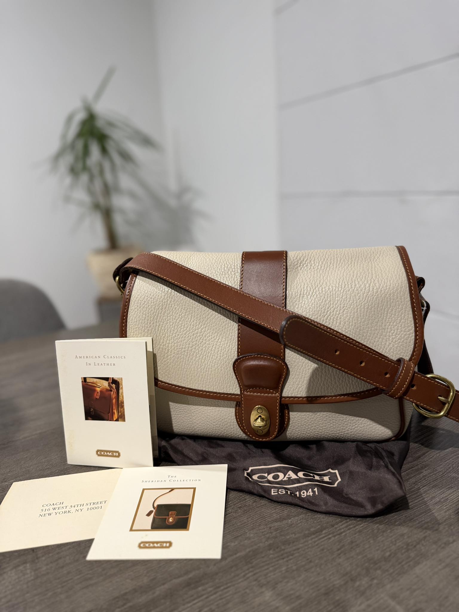 Meet my vintage Coach Sheridan classic leather bag