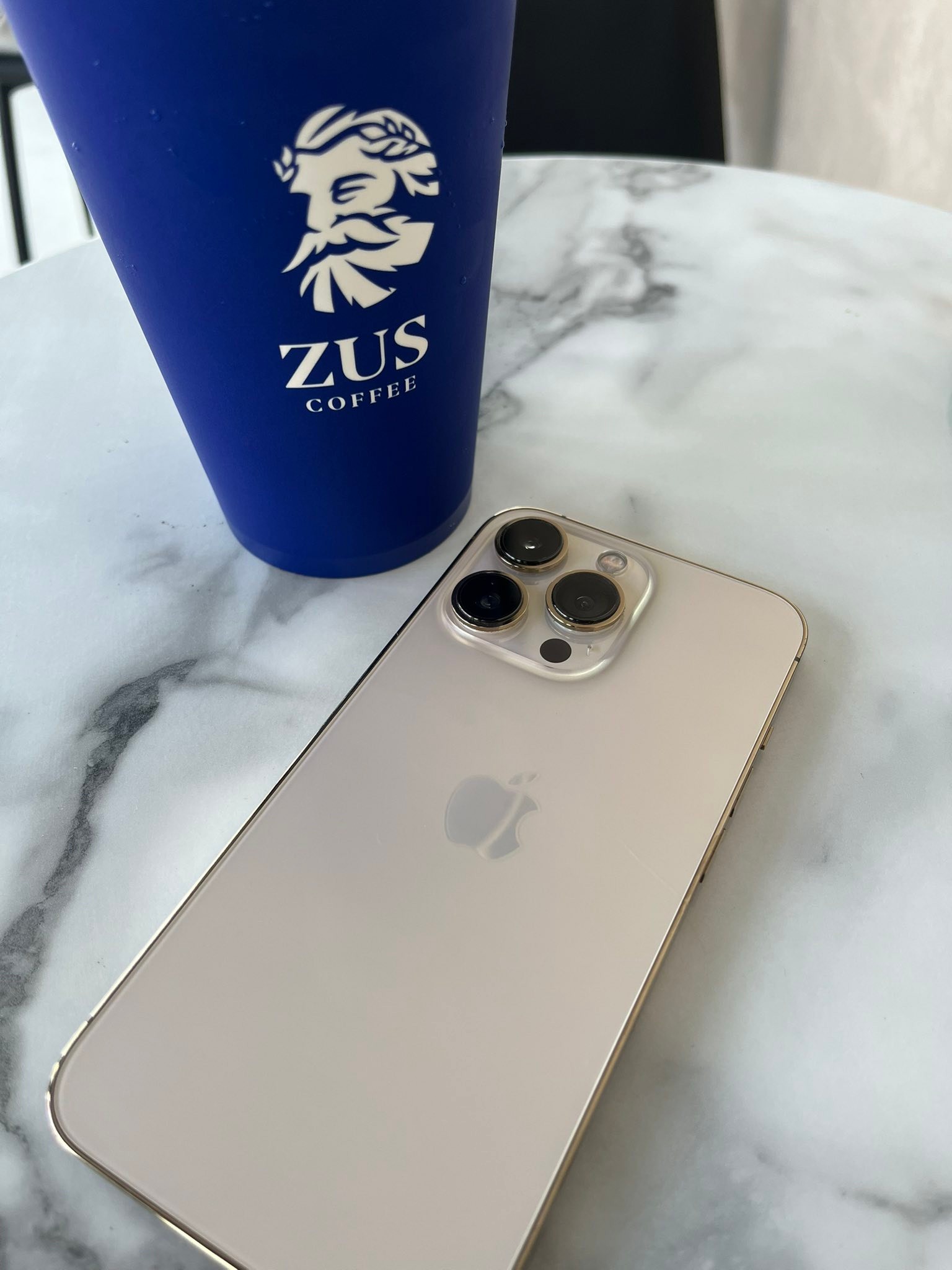 ⭐️Gold iphone 13 pro 256gb 22k?