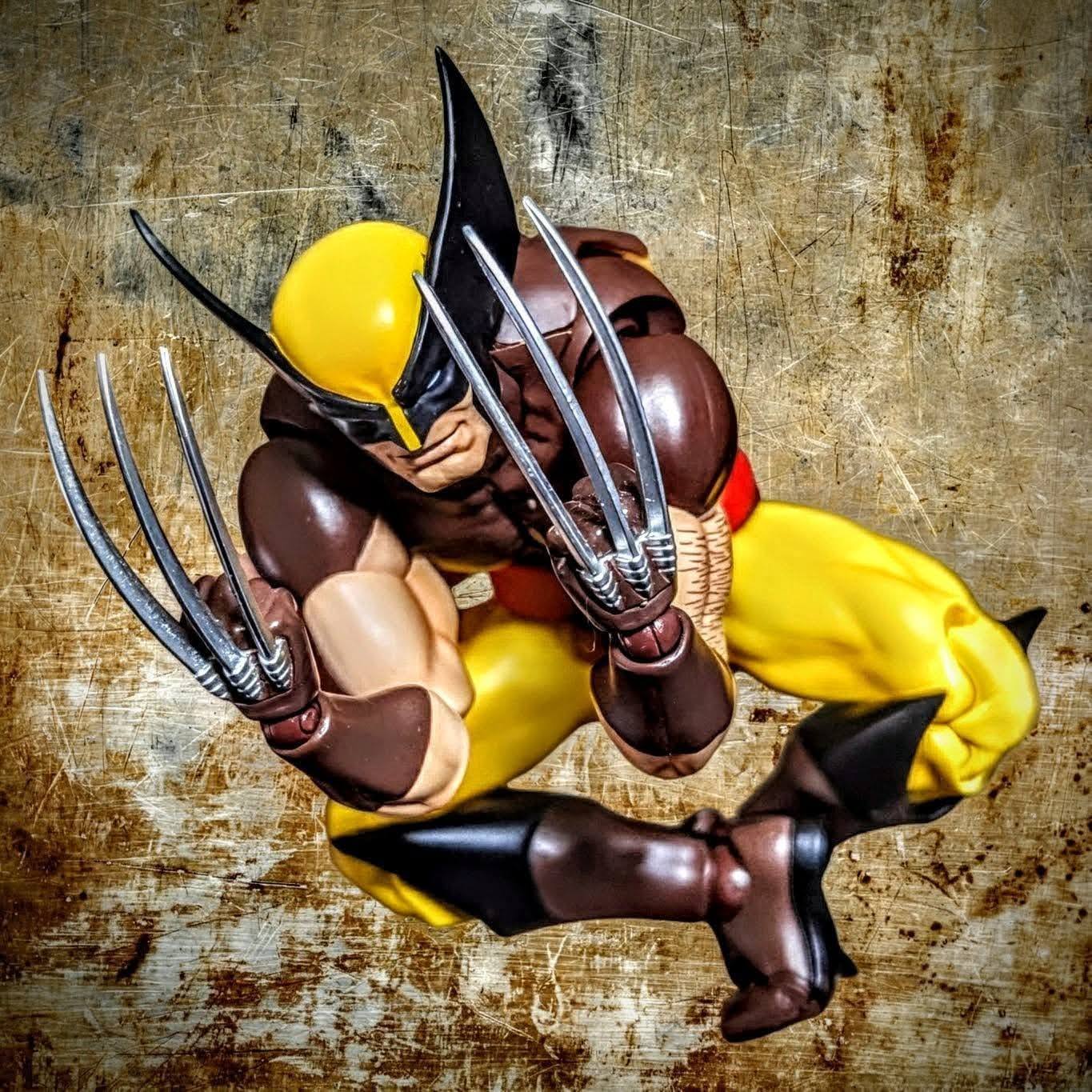 WOLVERINE Brown Suit ver. MAFEX Marvel Comics X-MEN
