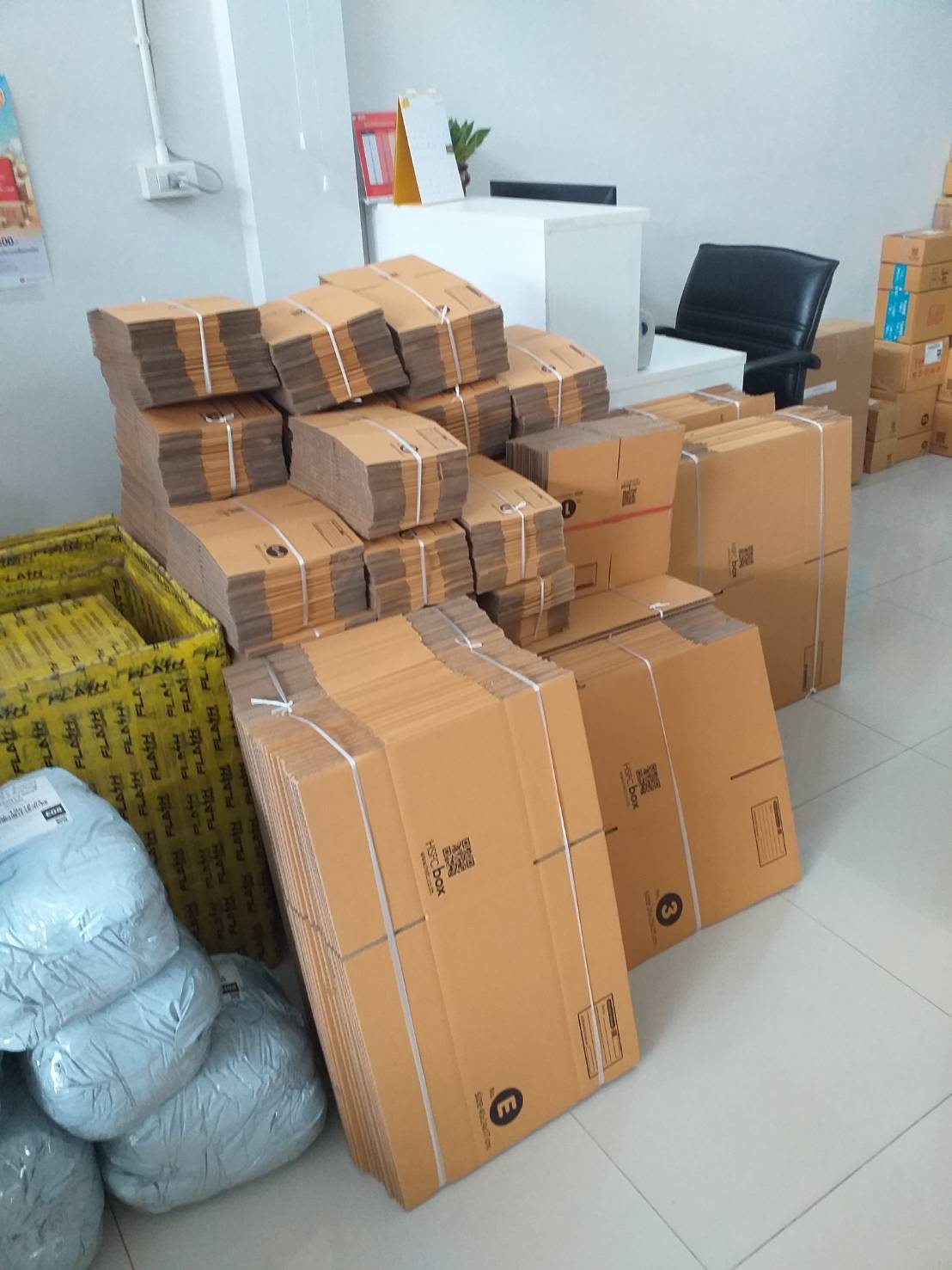 HSFC - 📦กล่องไปรษณีย์ HSFC Box - New page กล่องหนา แข็งแรง แน่นอน!! 🎉 ...