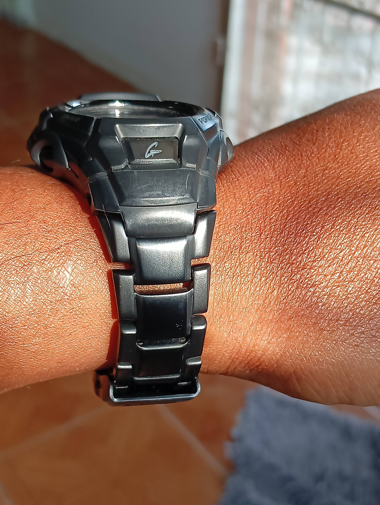 WOTD, G-SHOCK MTG-M900BD G-SHOCK SHOCK ٠ MULTI BAND S/TOUGH SOLAR 