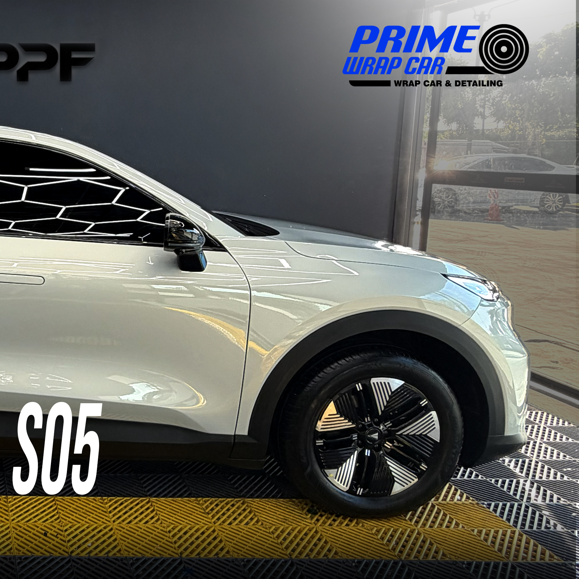 PRIME WRAP CAR