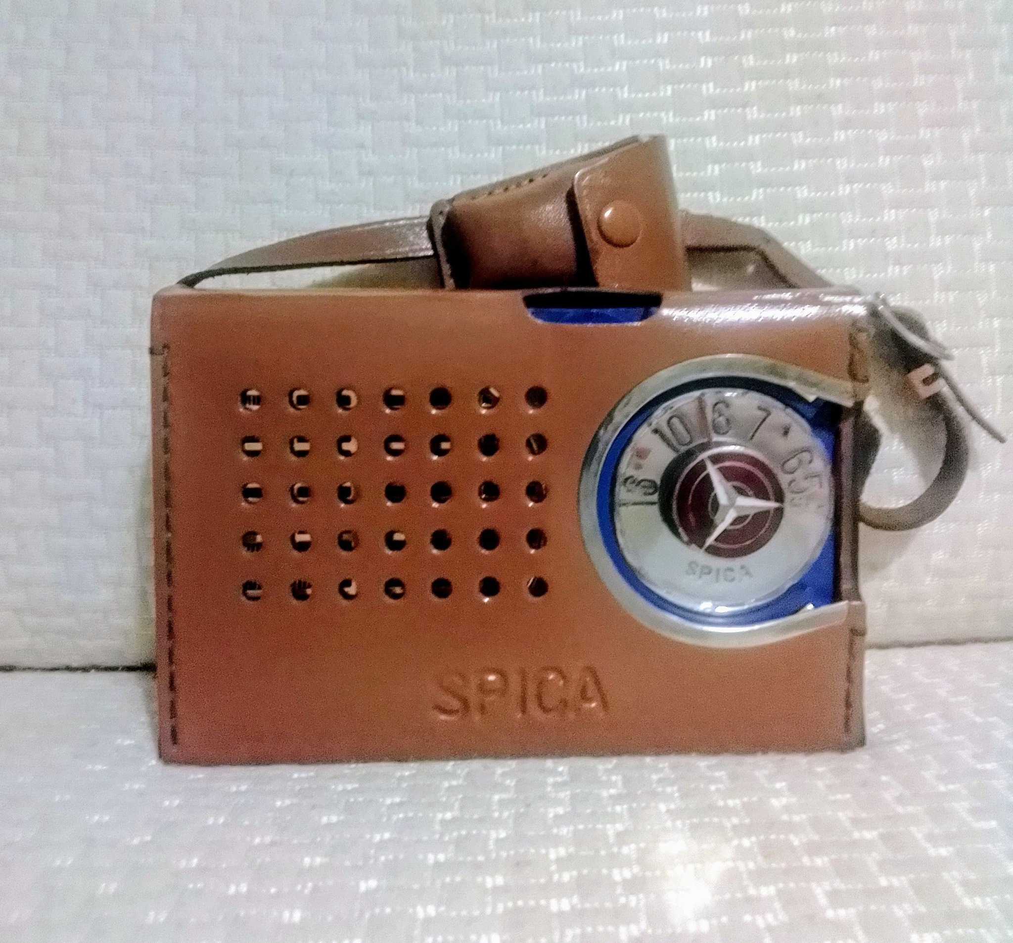 Radio SPICA Mod. ST 600. 6 Transistors, 6 Volt. AM. // 1962