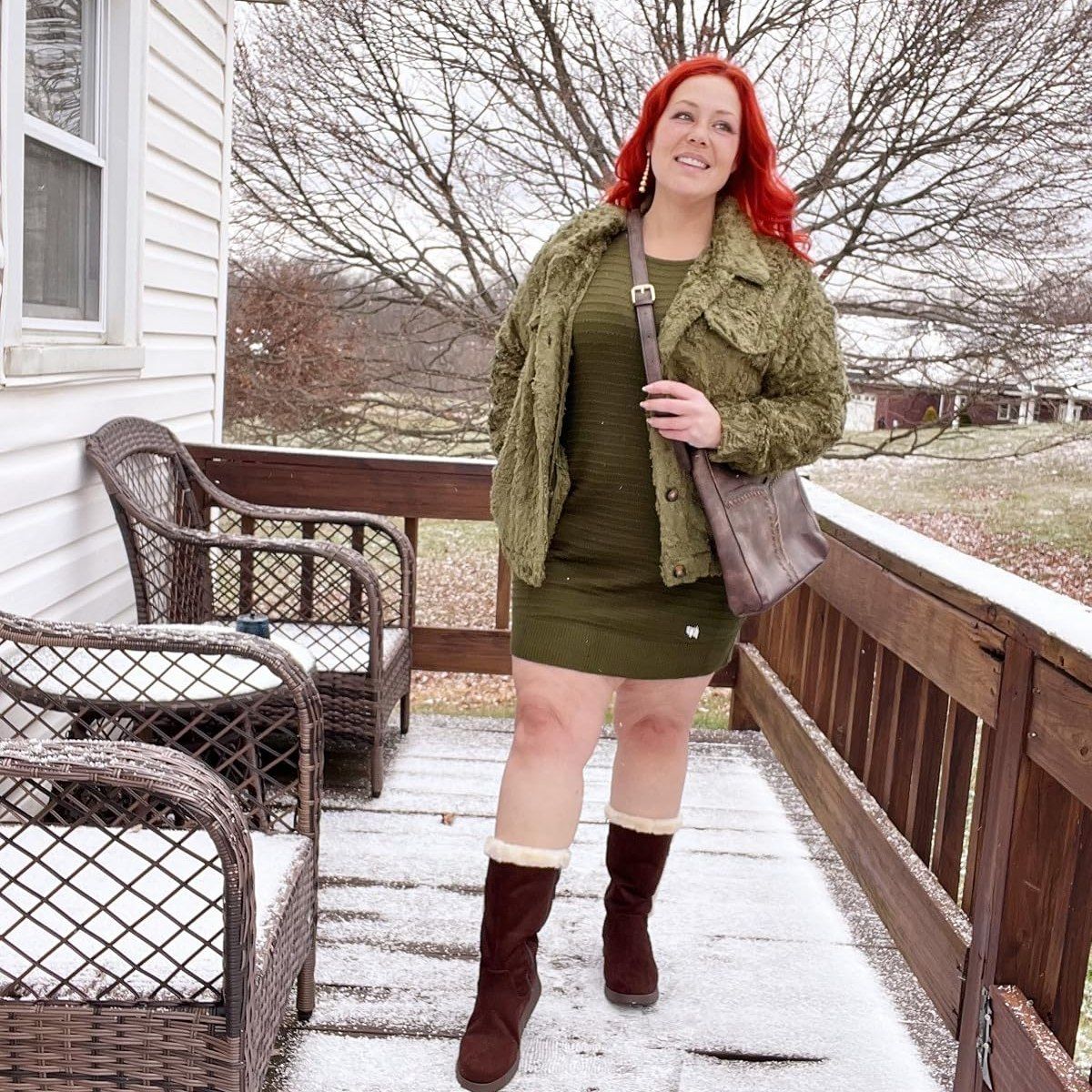 Fall fashion for short curvy women with olive green outfit ideas