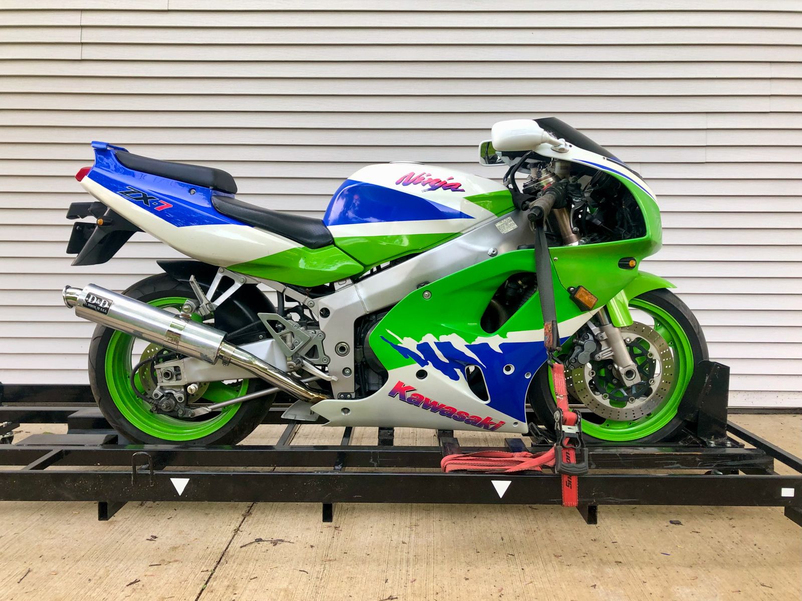 The 1994 Kawasaki ZX-7 is a legendary 90s sportbike known for its