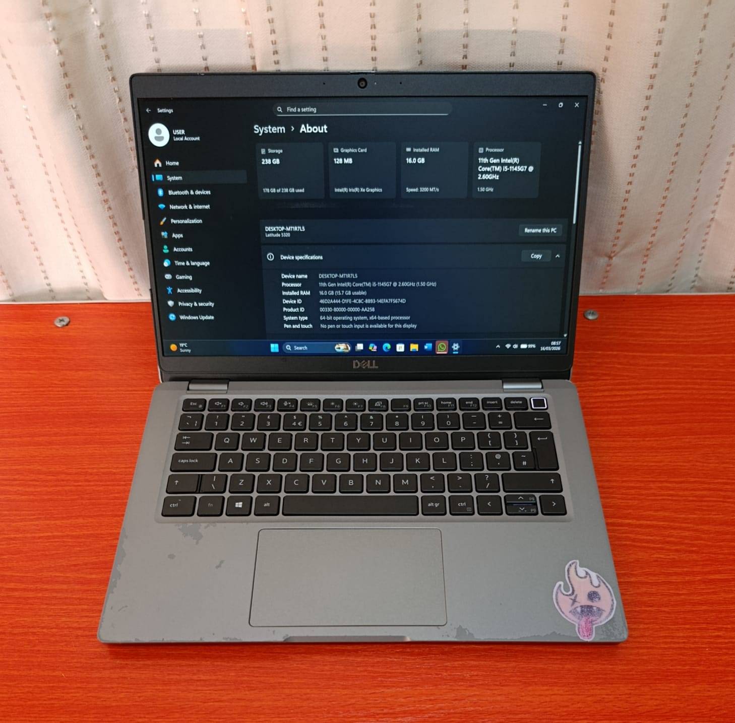 Dell latitude 5320 Core i5 11th generation 256gb ssd 16gb ram 