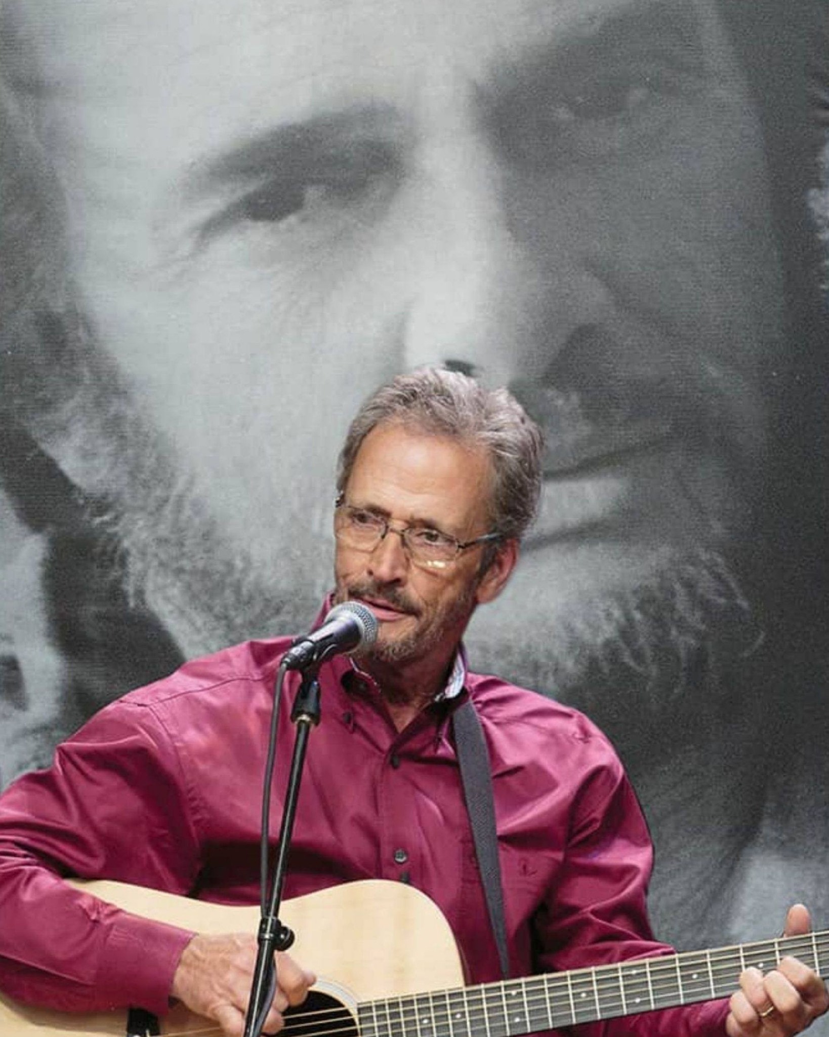 Country - It wasn’t a big city show — just a fairground stage, the ...