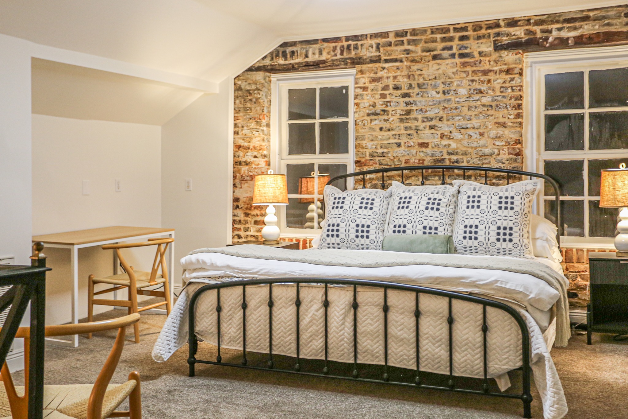 Absolute Charm Vacation Rentals - Natchez, MS