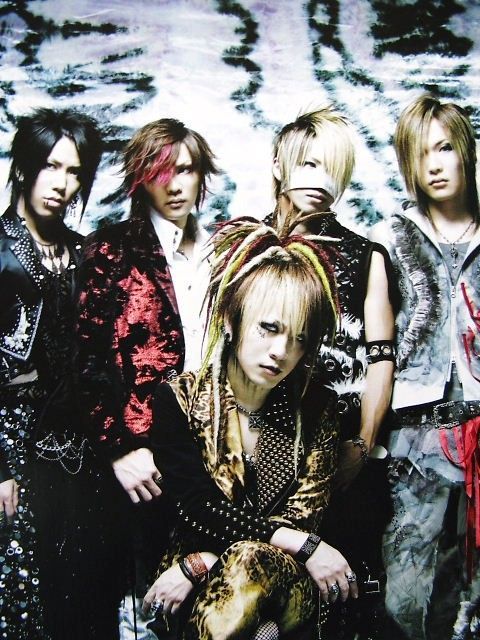 What's up with the GazettE? 🗞️