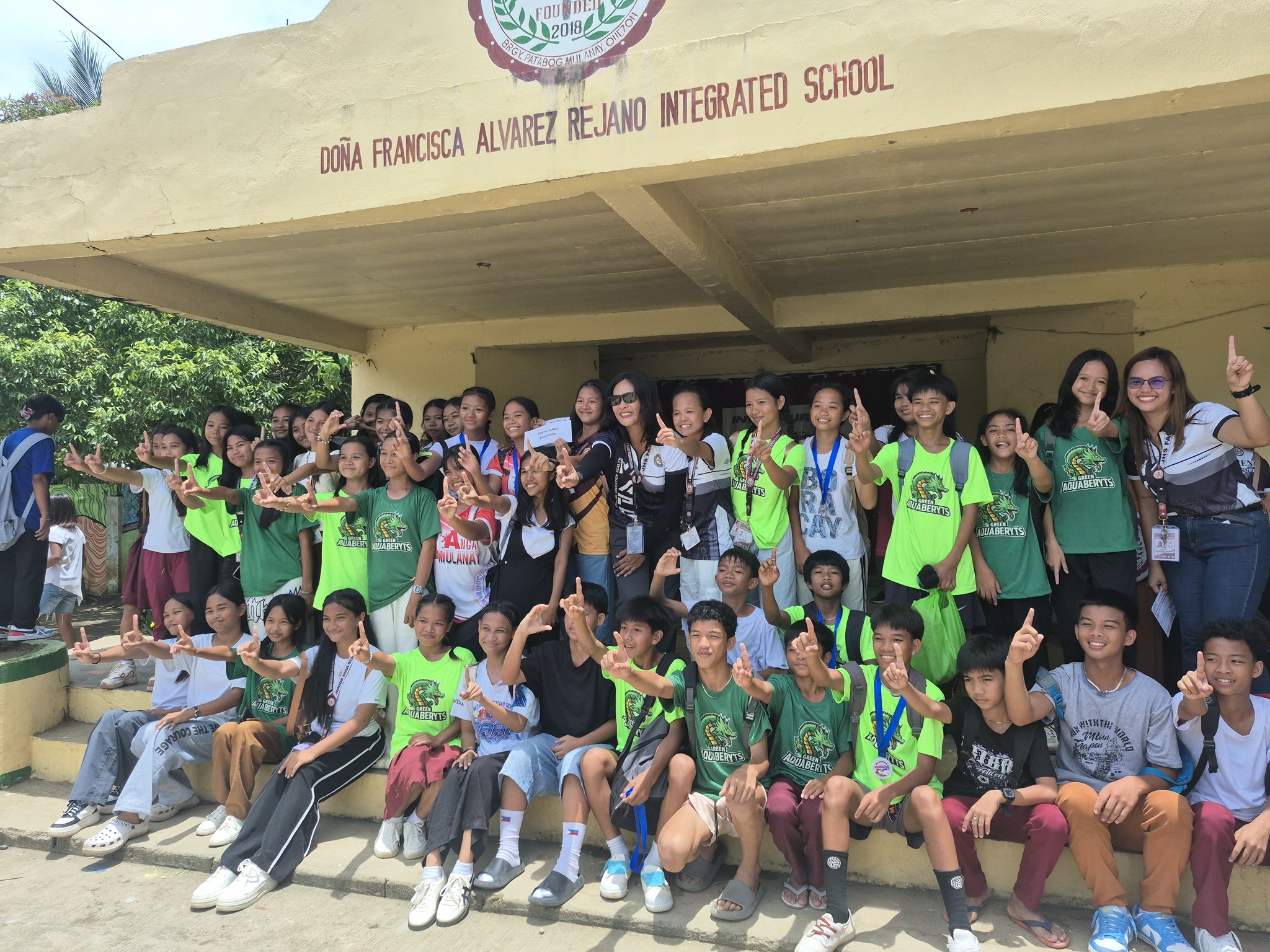 Unity Dance CHAMPION 👑 GRADE 9... - DepEd Tayo - Dfaris | Facebook