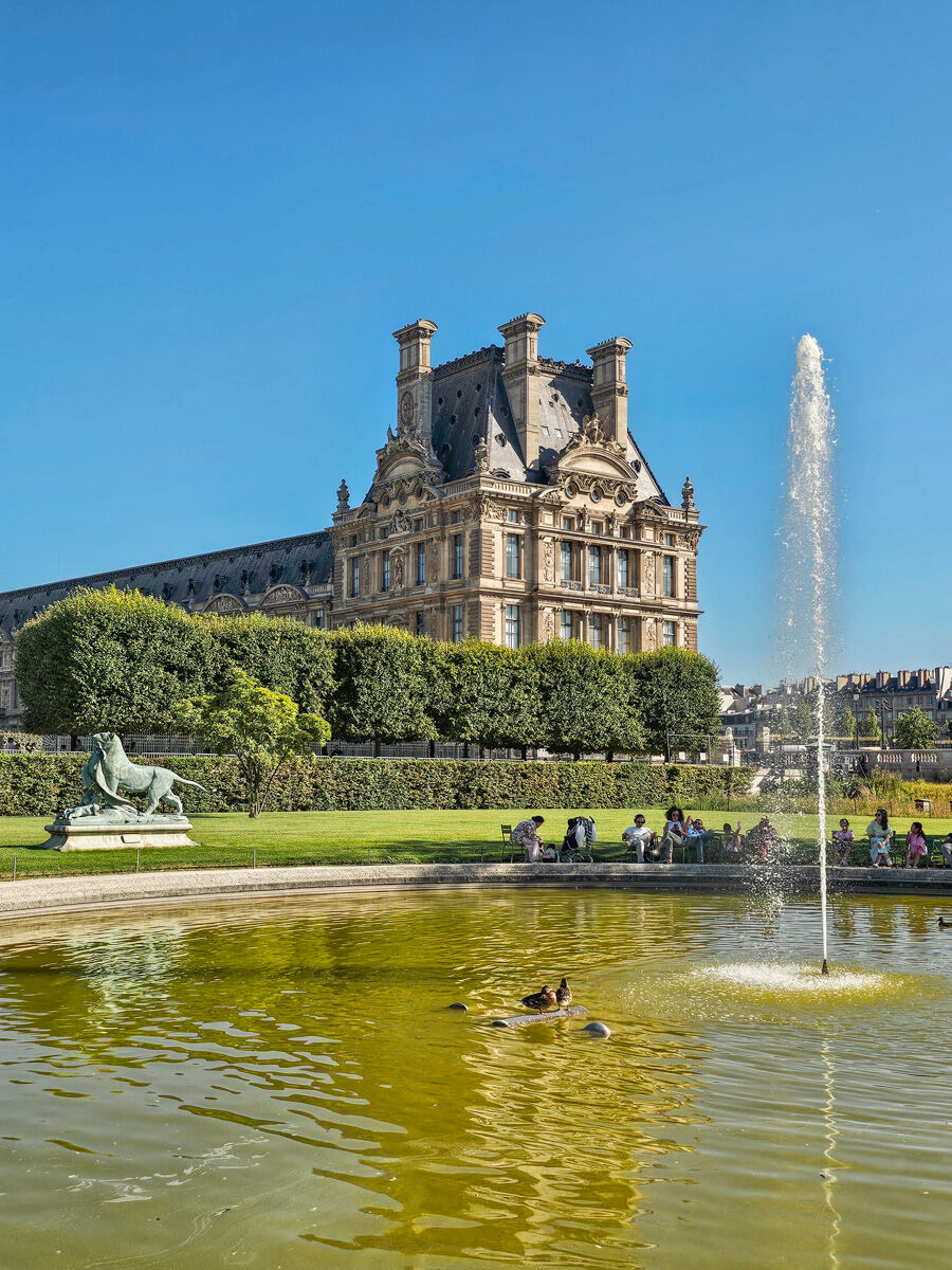 France - The Jardin des Tuileries is one of Paris’s most beloved green ...