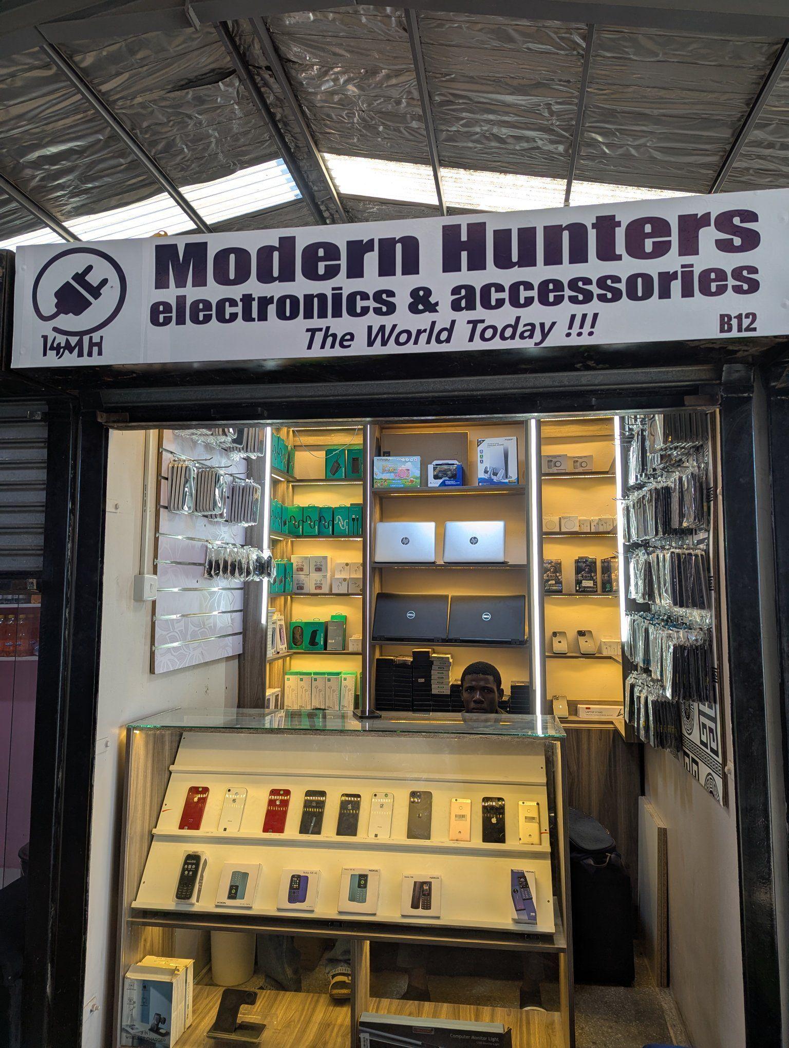 14Modern Hunters electronics and accessories