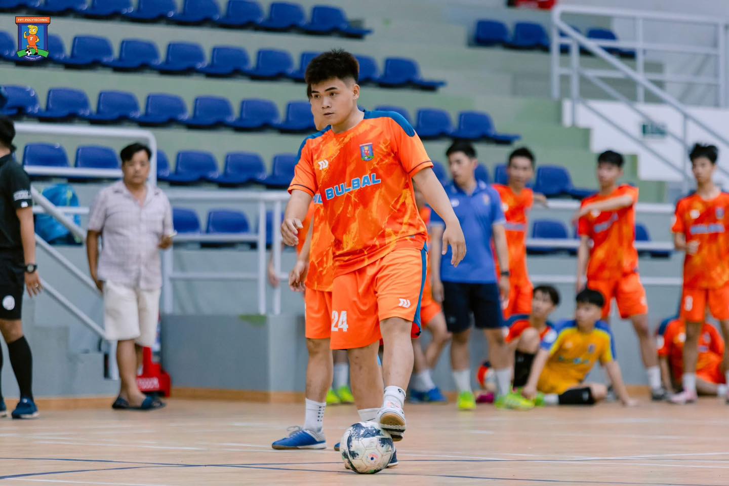 FPT Polytechnic Football... - FPT Polytechnic Football Club