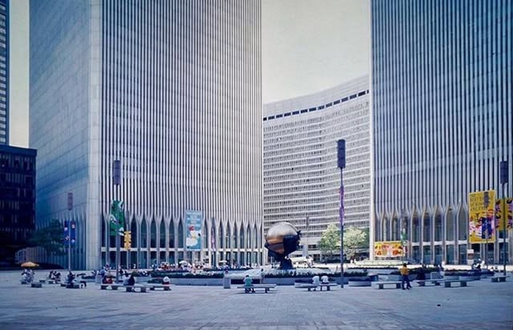 The grand Austin. J Tobin Plaza in 1997 🇺🇸 You can see the