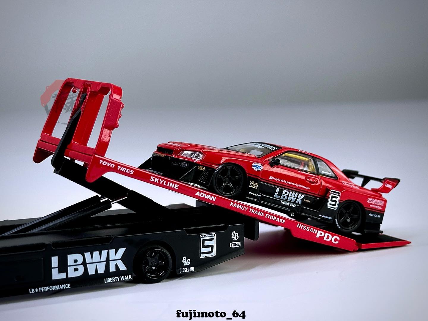LBWK ER34 🔴⚫️ - MINI GT 1/64 #843 NISSAN LB-ER34 SUPER